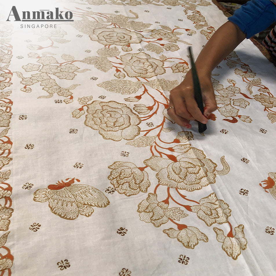 Batik Inking on Cloth
