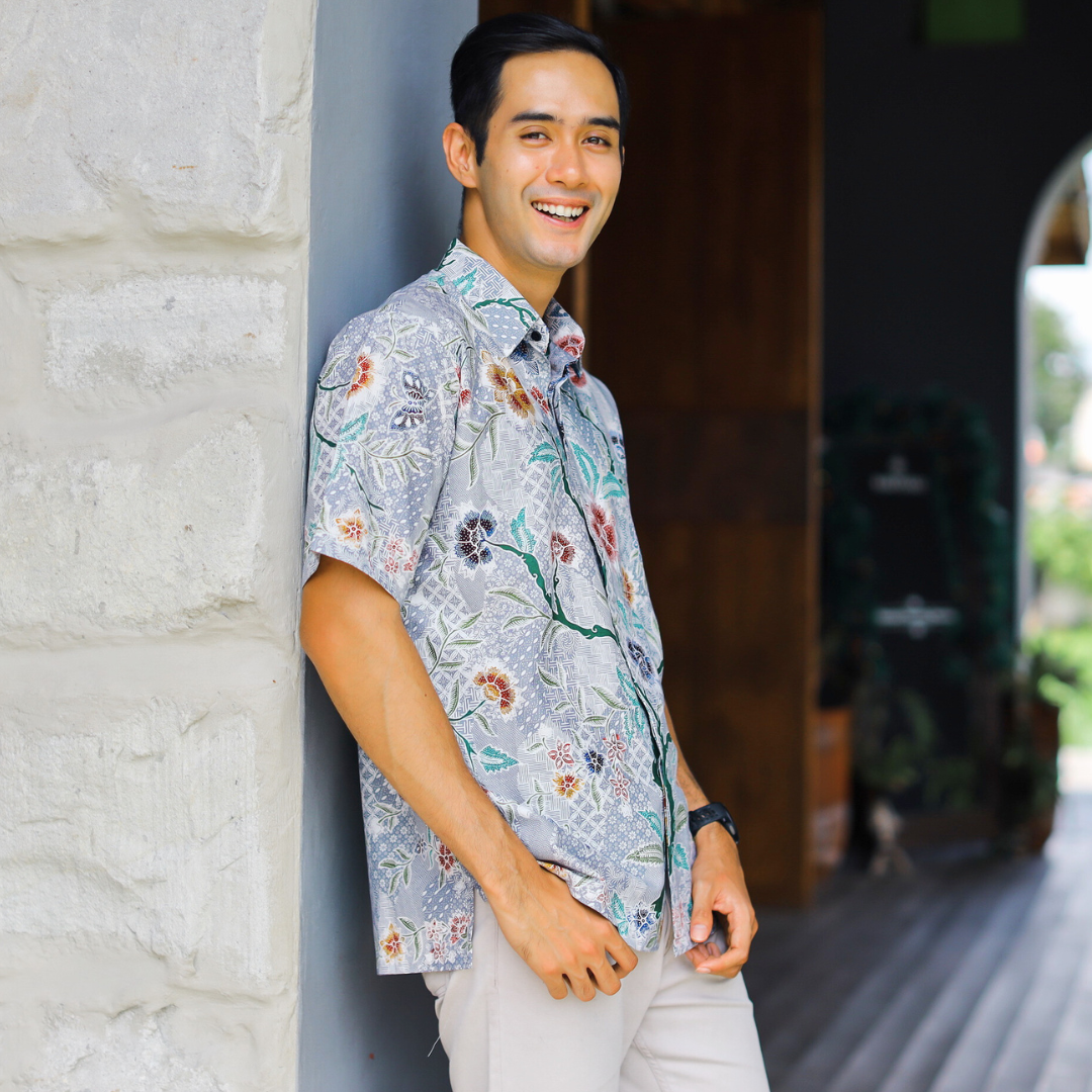 Regular Batik Men's Short Sleeve Shirt