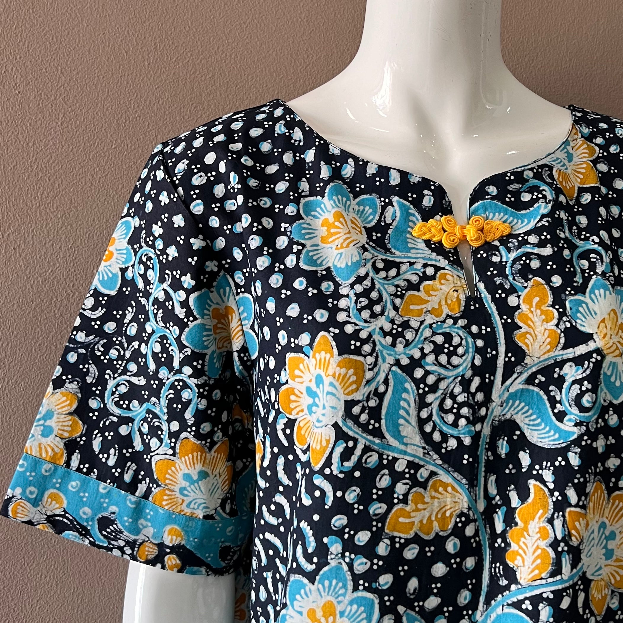 Batik Tulis Classic Pankou Dress - XL