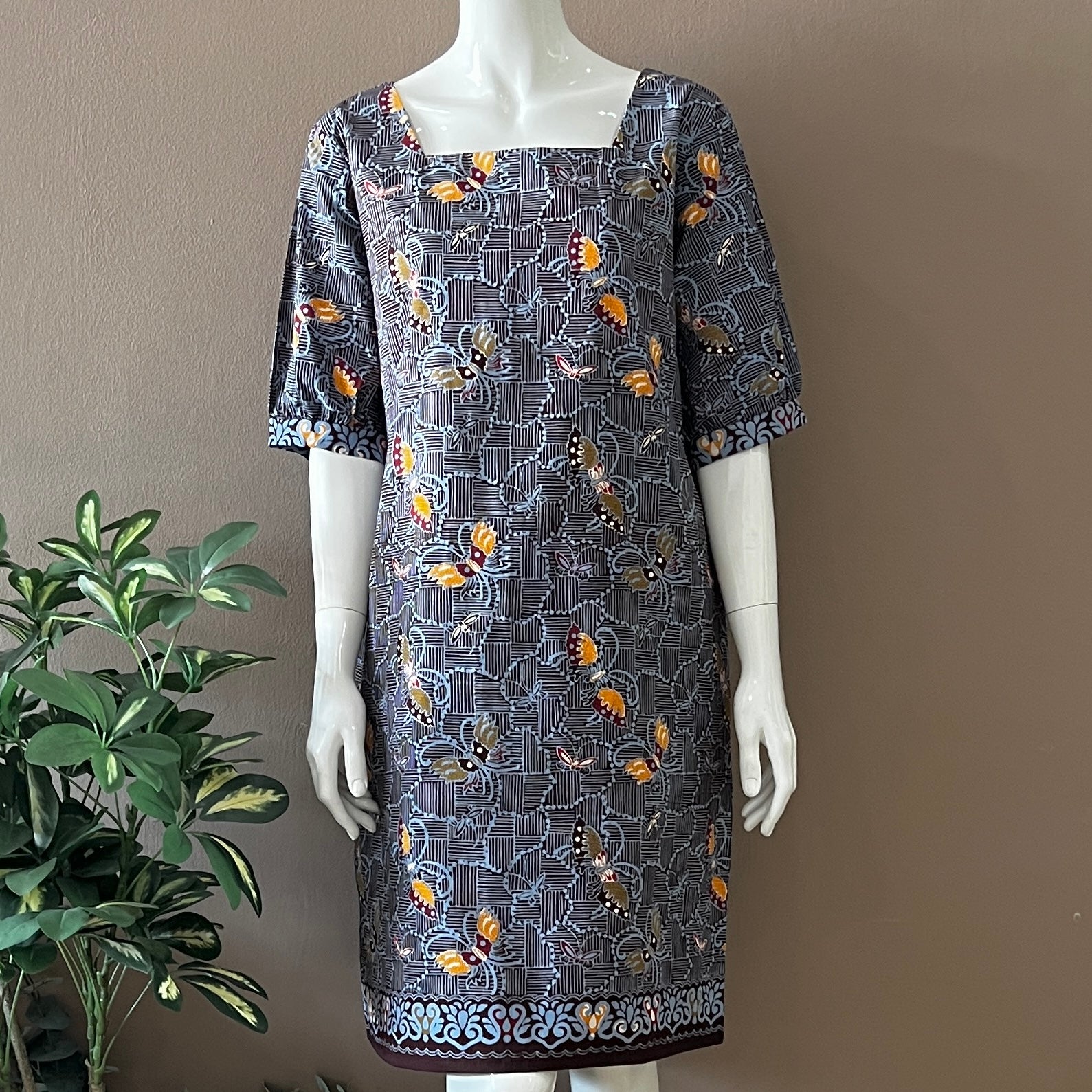 Square Neck Dress Princess Sleeve - L