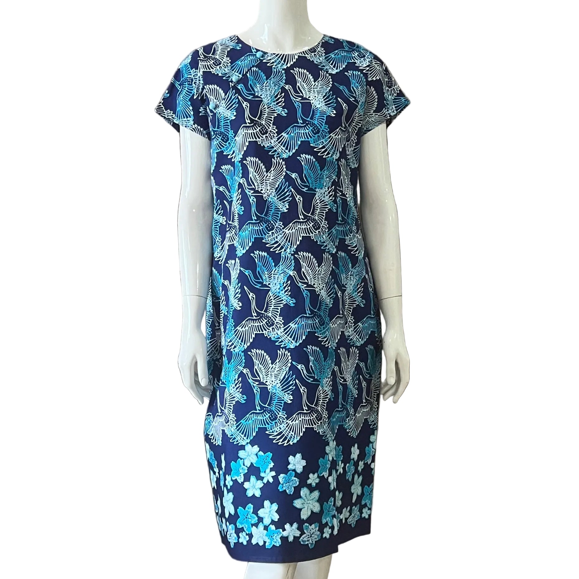 3 Button Round Neck Dress - L