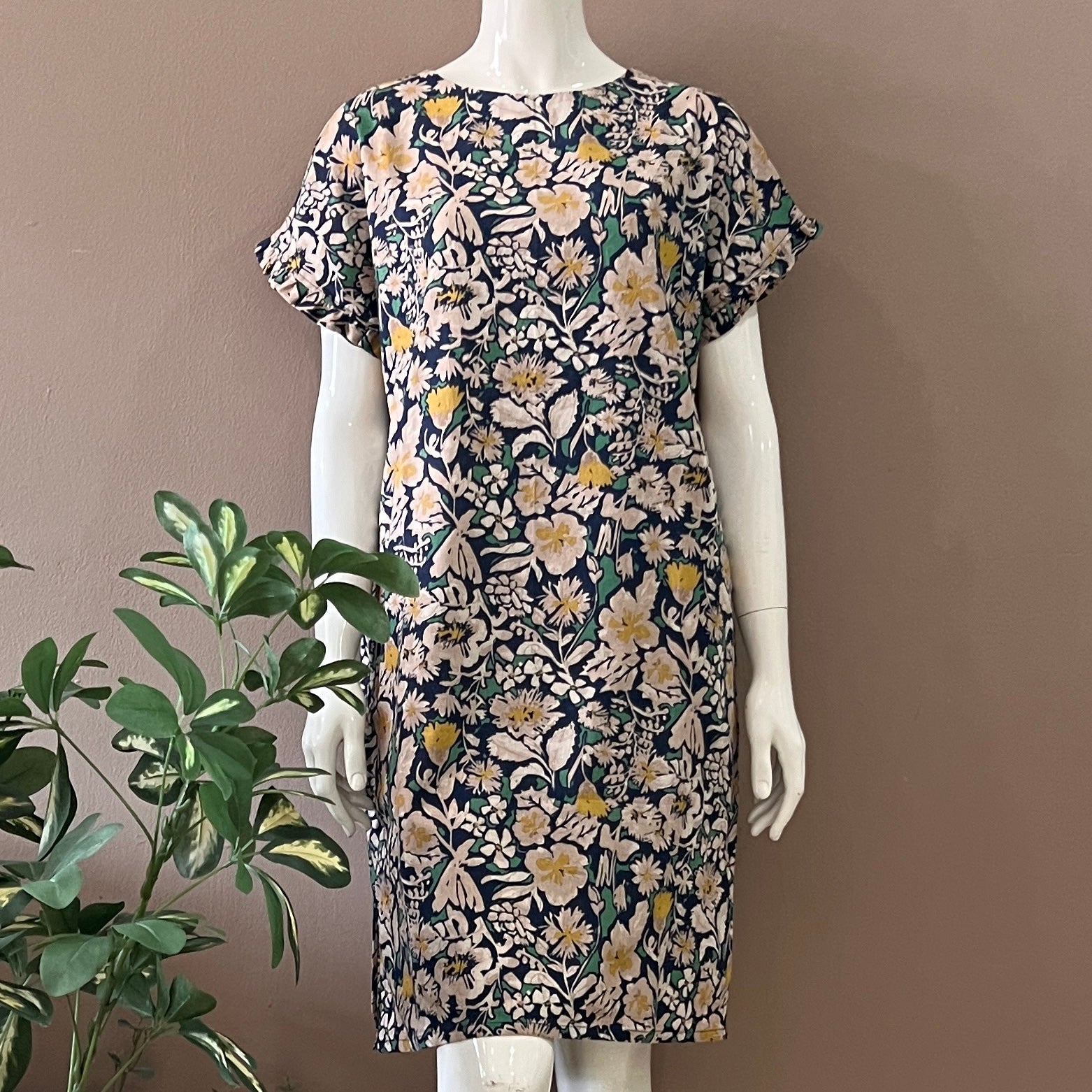 Back Ribbon Dress - XS