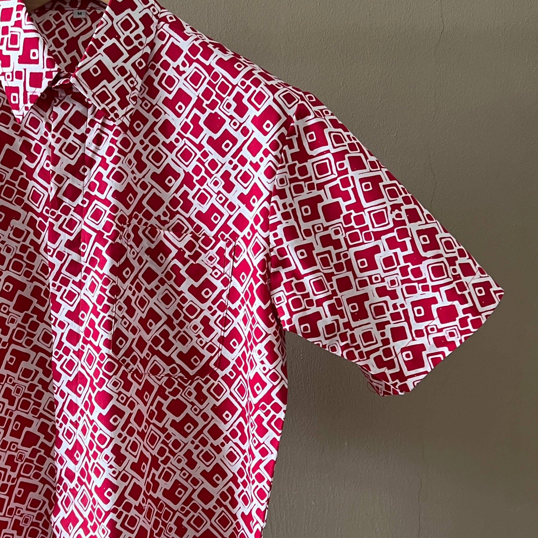 Regular Batik Men's Short Sleeve Shirt