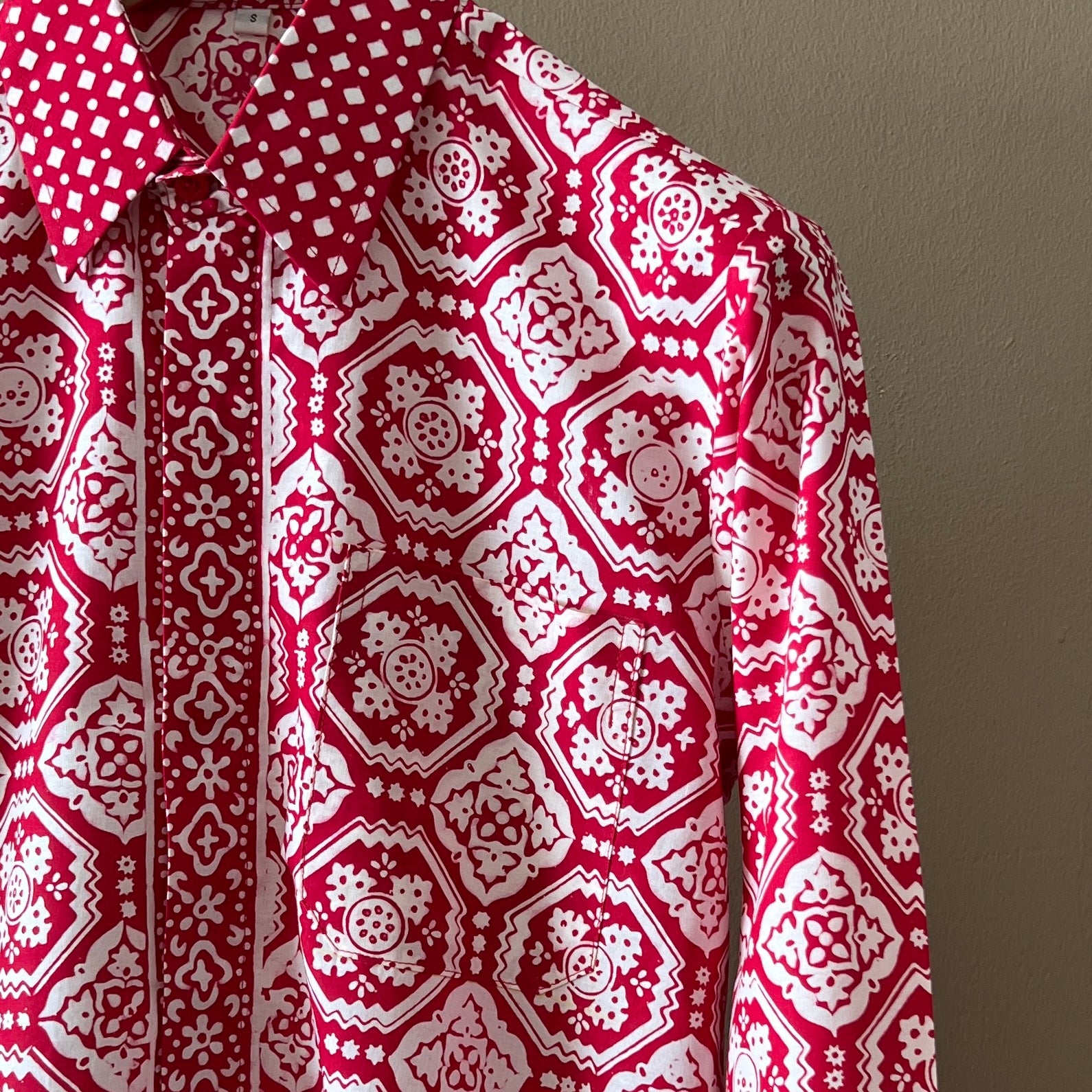 Regular Batik Men's Long Sleeve Shirt