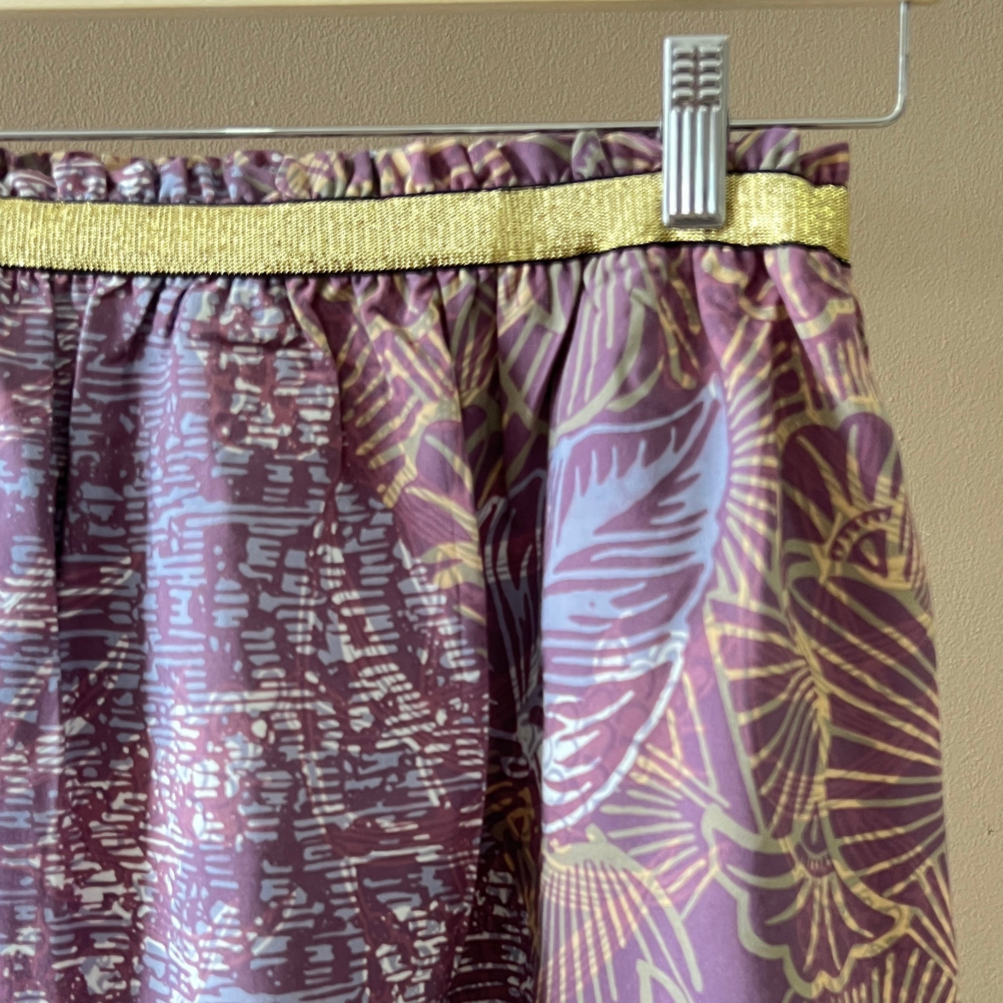 Elastic Waistband Skirt