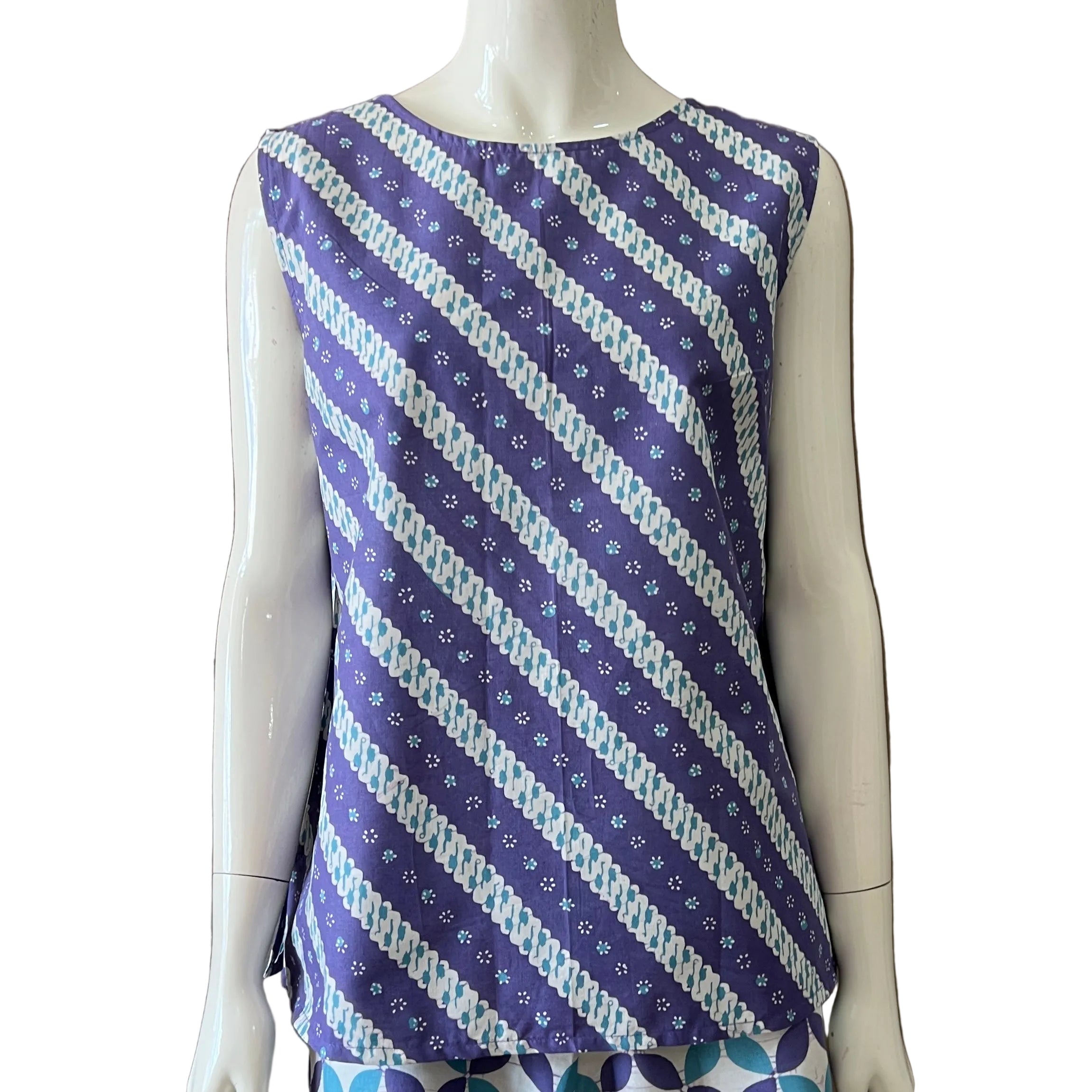 Sleeveless Top - XL