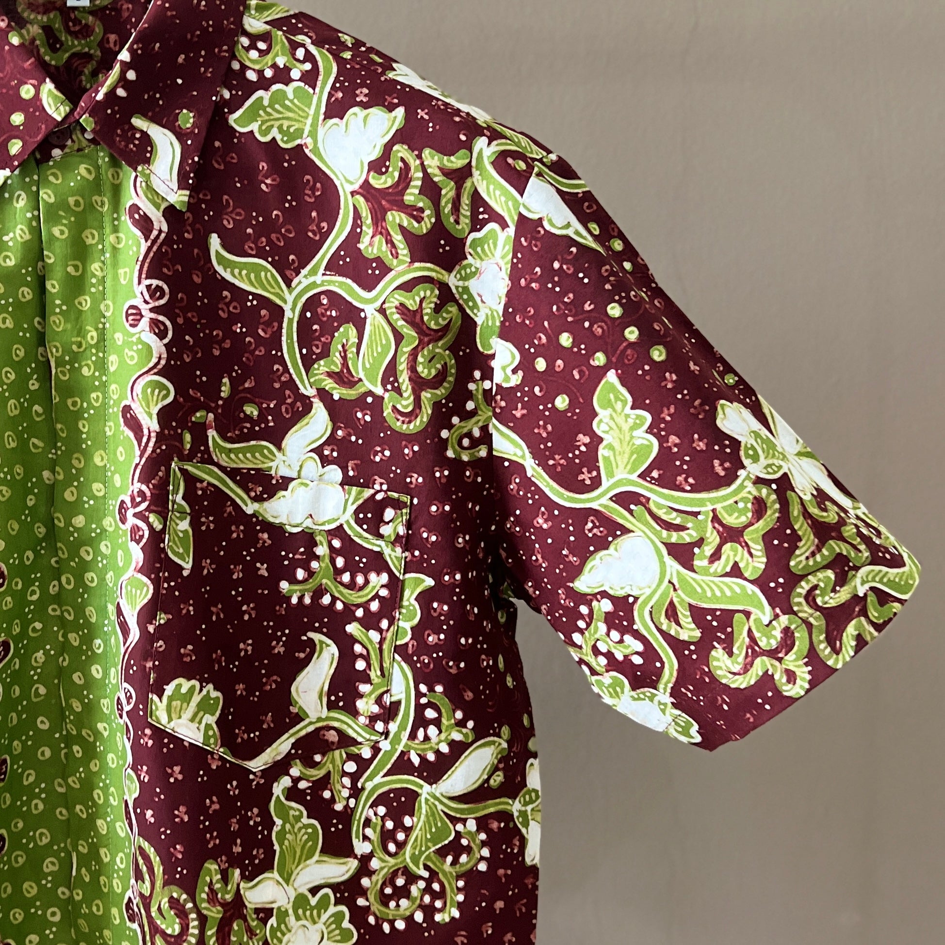 Premium Batik Tulis Select Men's Shirt - L