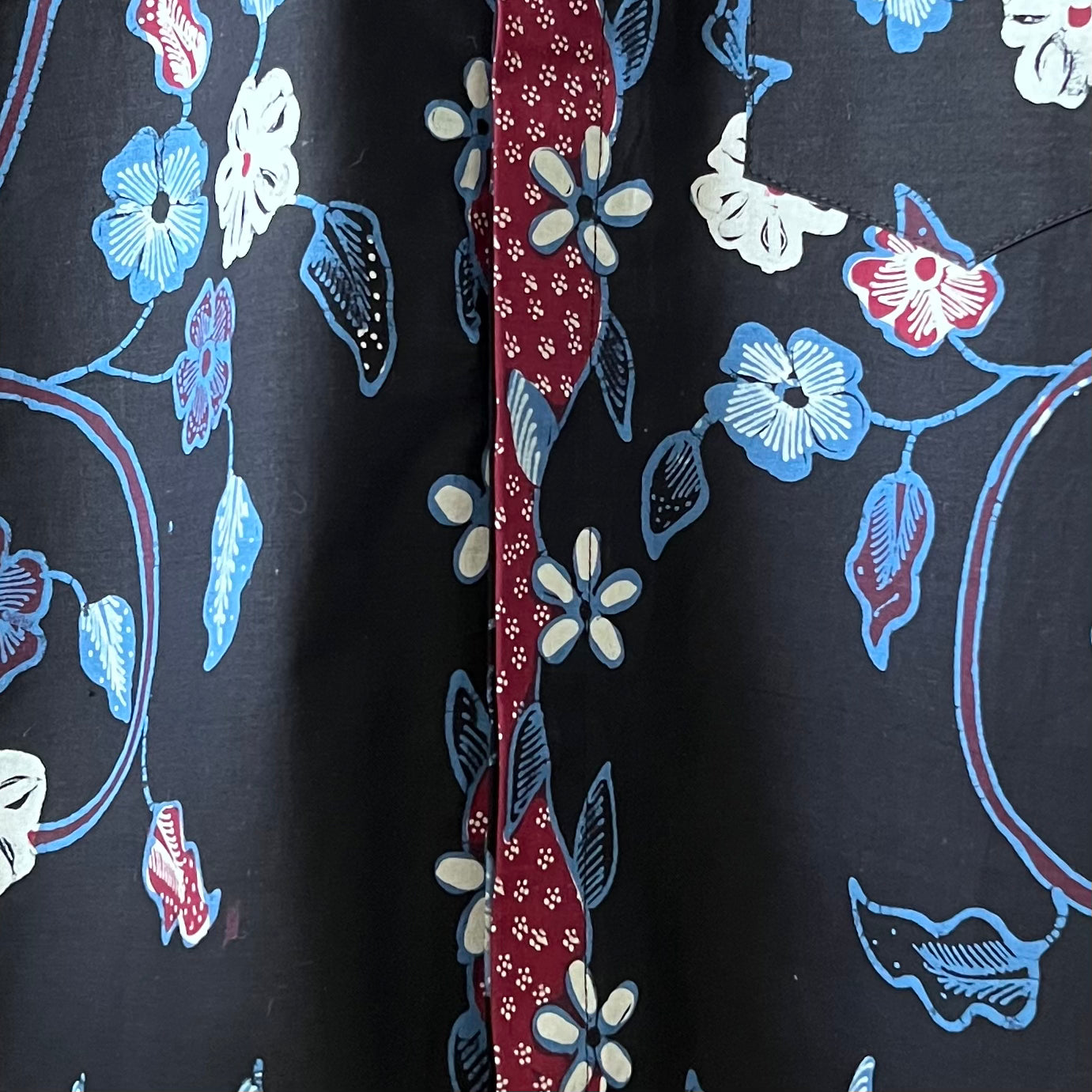Batik Tulis Men's Supreme Long Sleeve Shirt - S
