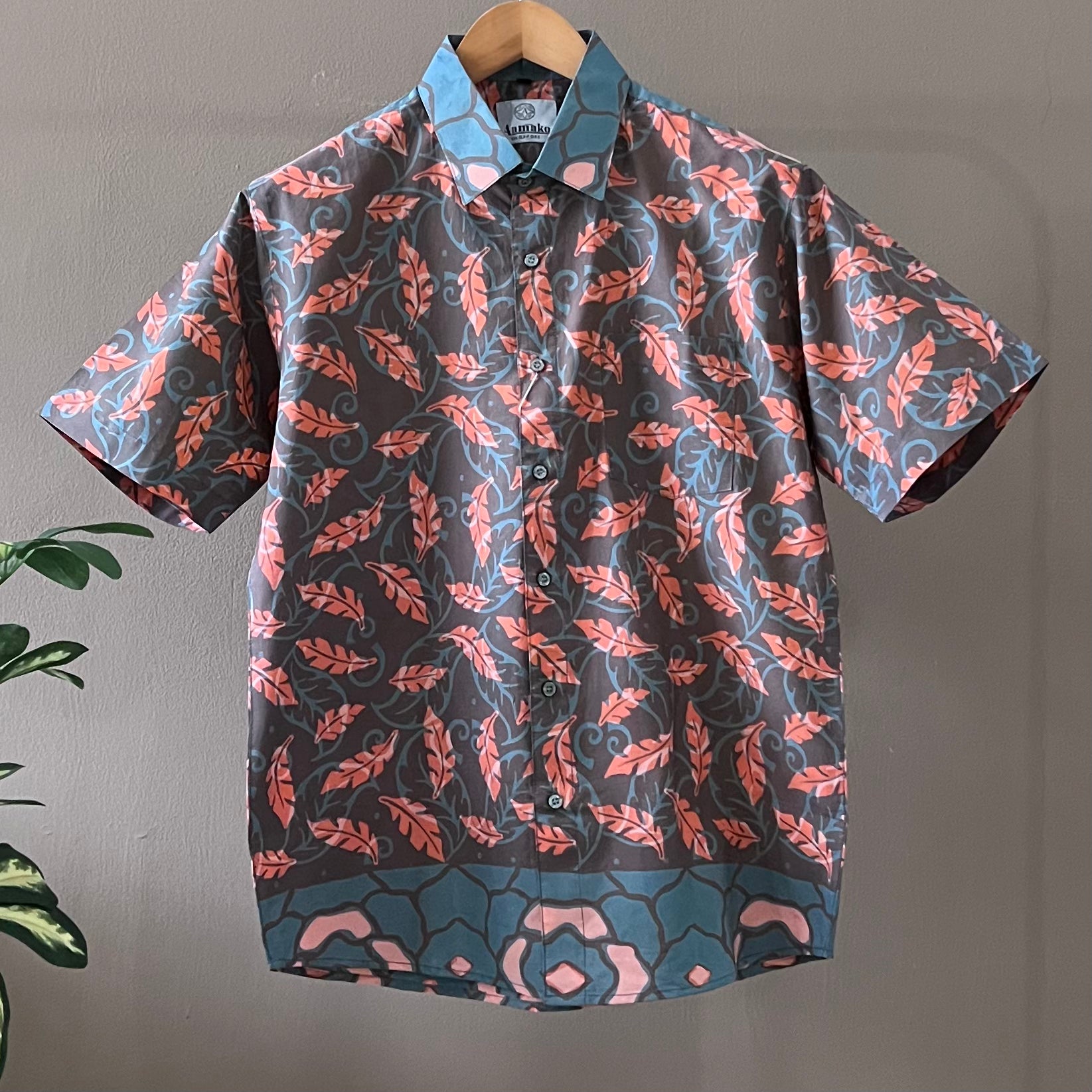 Batik Men's Short Sleeve Shirt