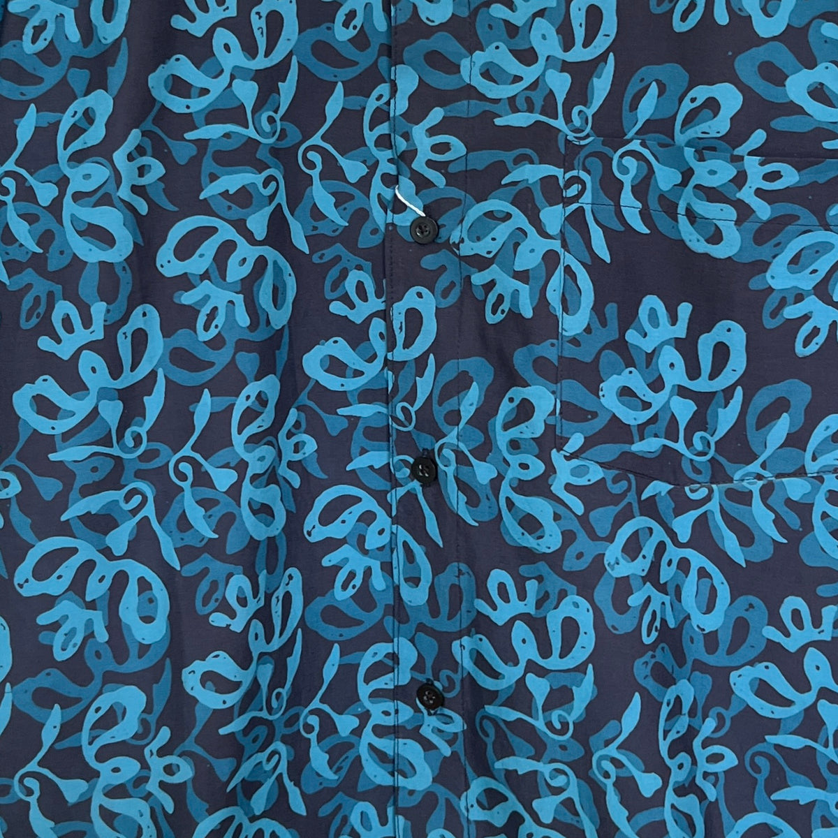 Batik Men's Short Sleeve Shirt