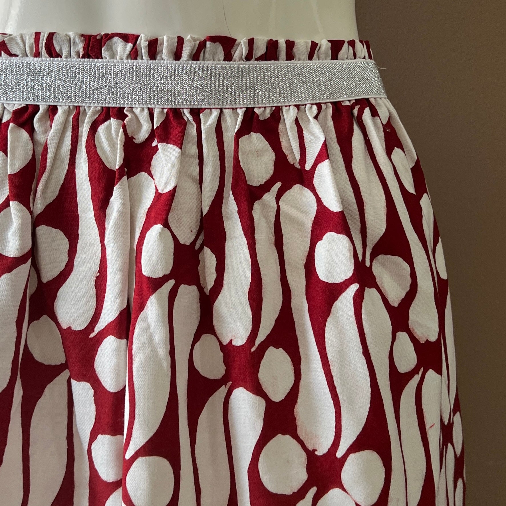 Elastic Waistband Skirt