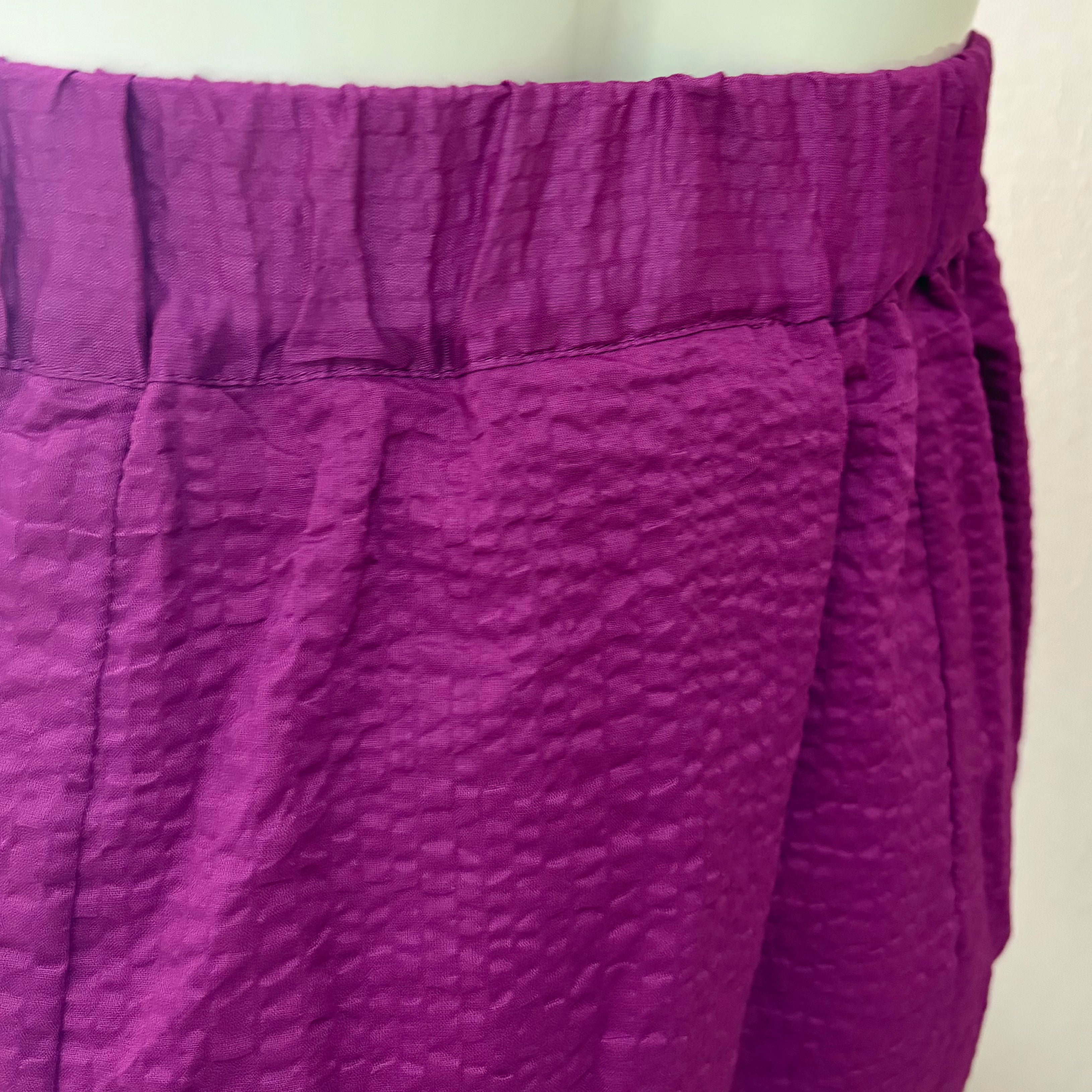 JP Ripple Side Button Skirt