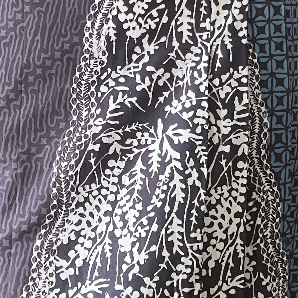 Side Pleated Skirt - XS