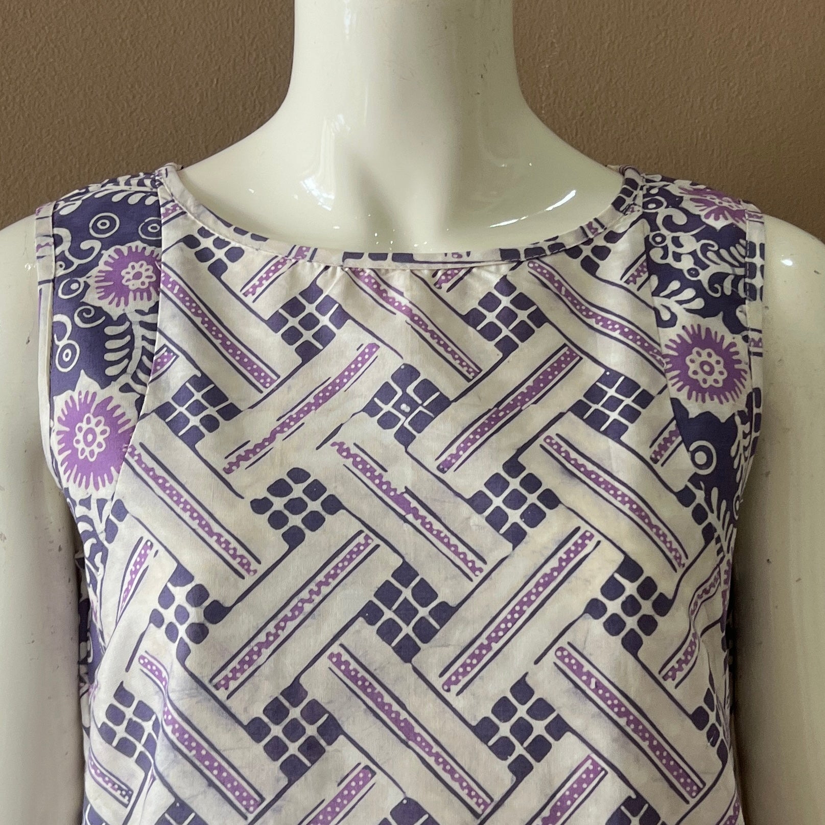 Two Tone Sleeveless Dress - XS