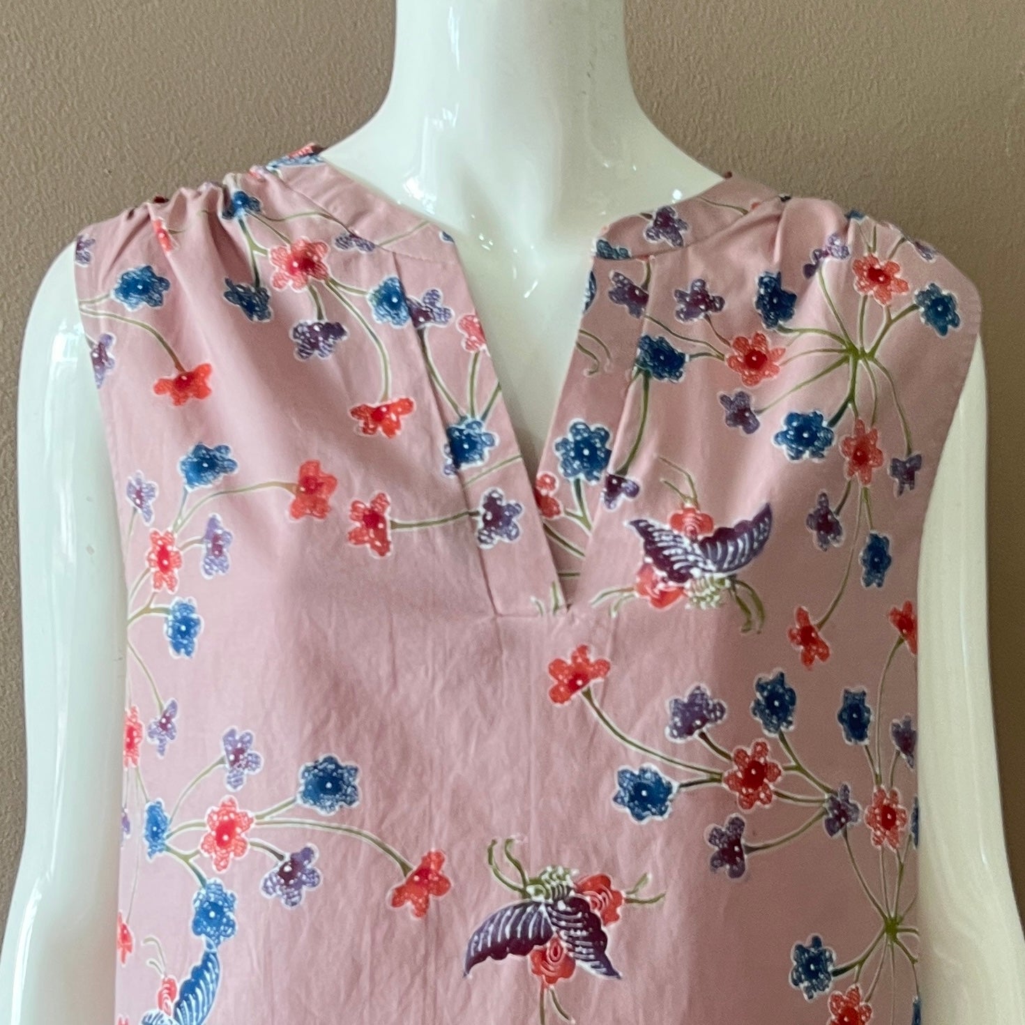 V Neck Classic Maxi Dress - XL