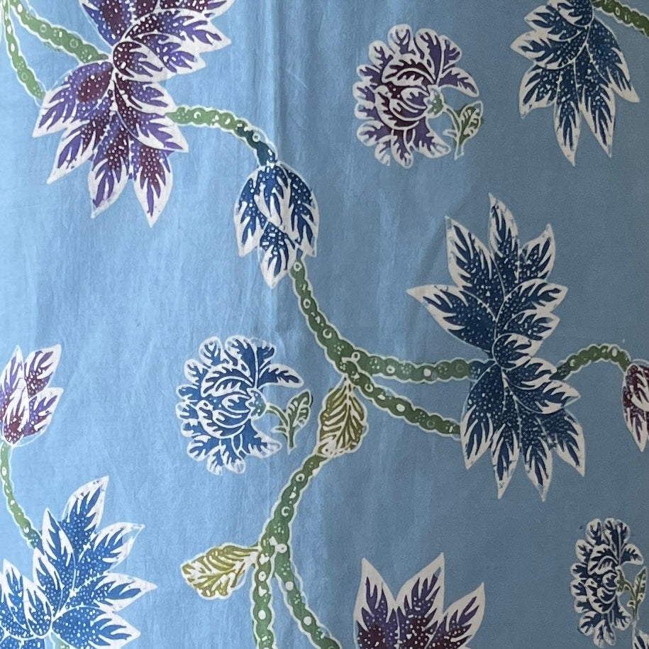 V Neck Classic Maxi Dress - L