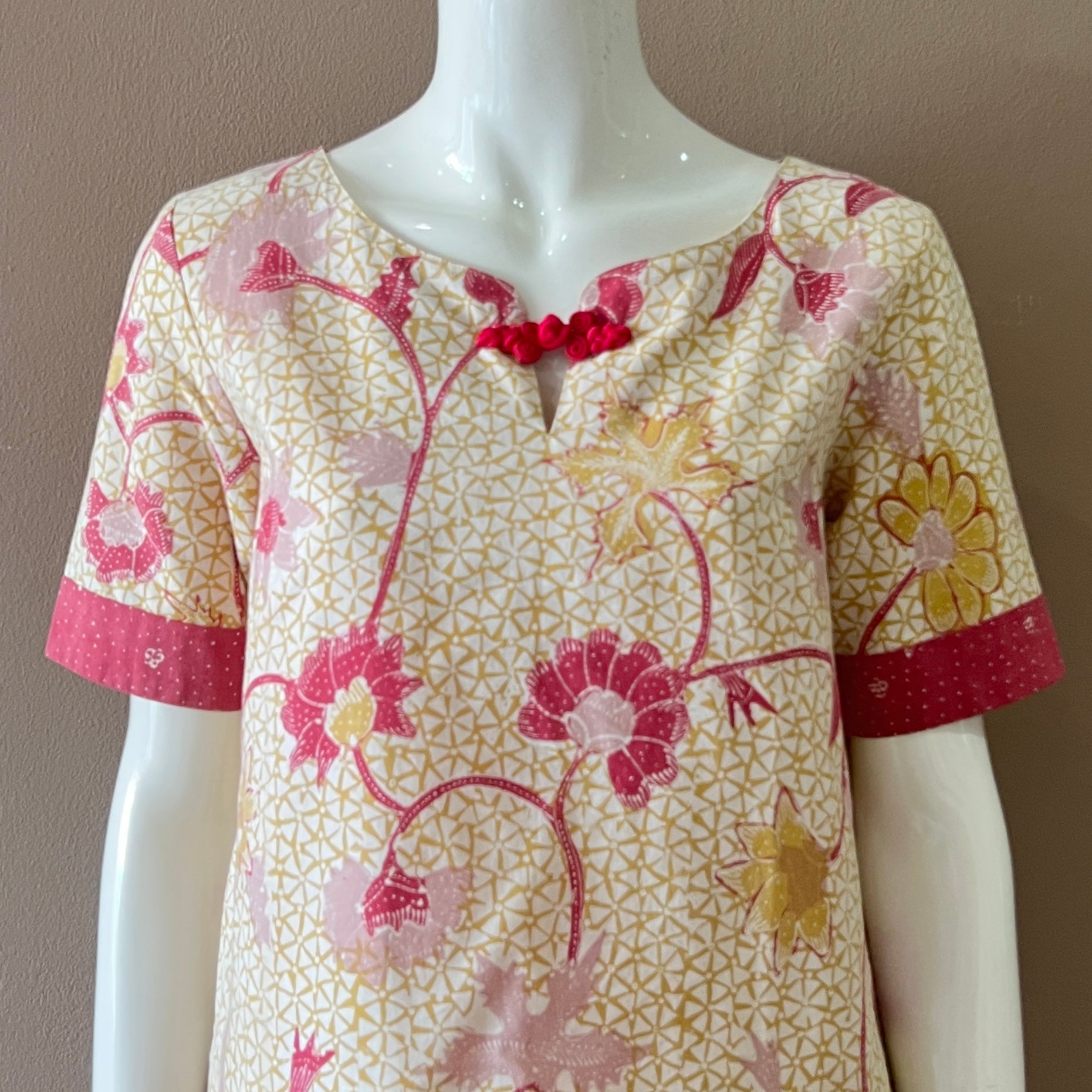 Batik Tulis Classic Pankou Dress - XS