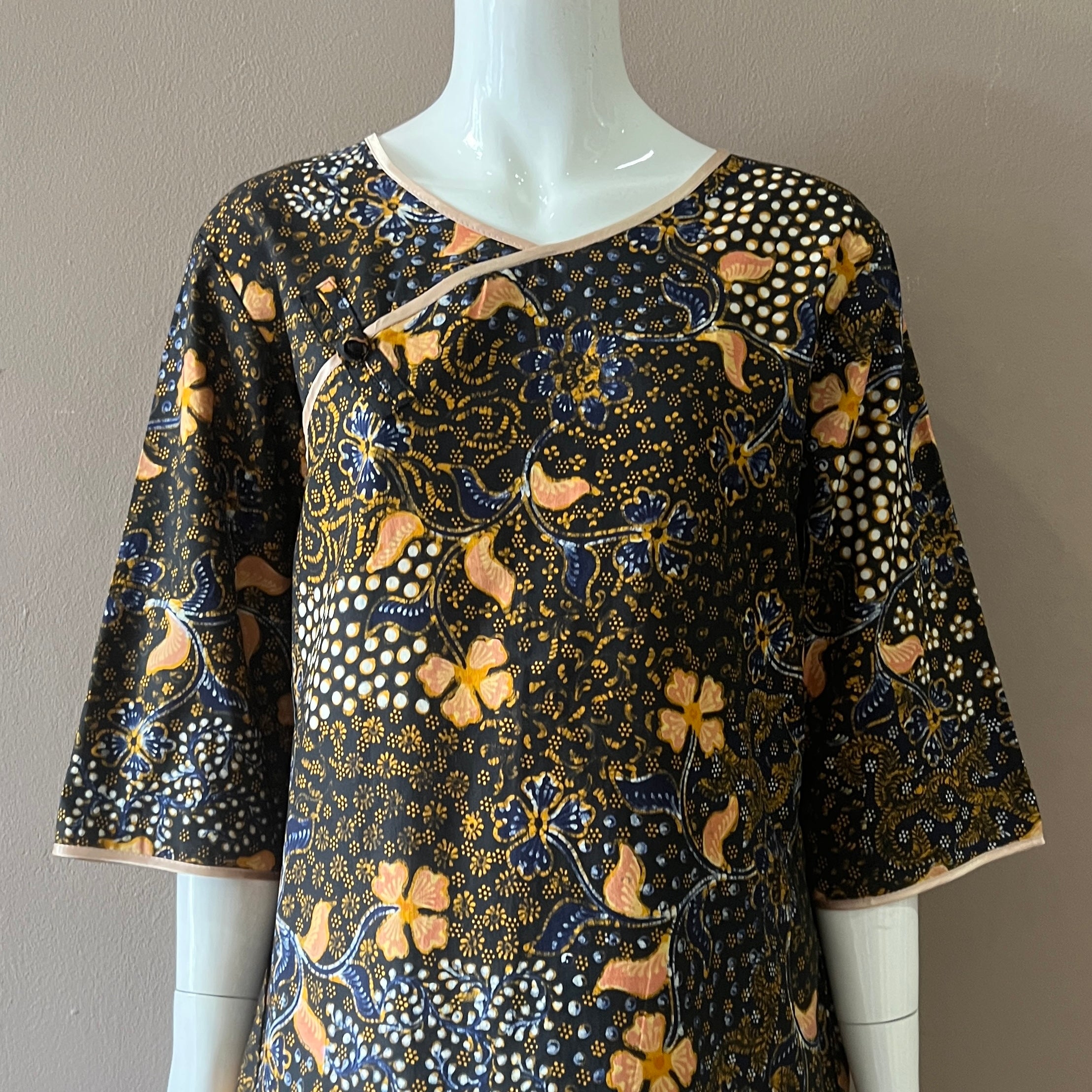 Classic Pankou 3/4 Sleeve Dress - XL