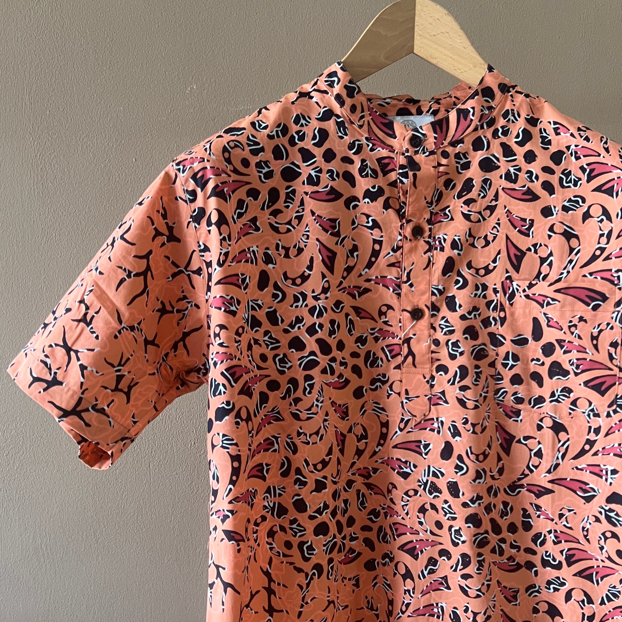 Batik Men's Mandarin Collar Shirt