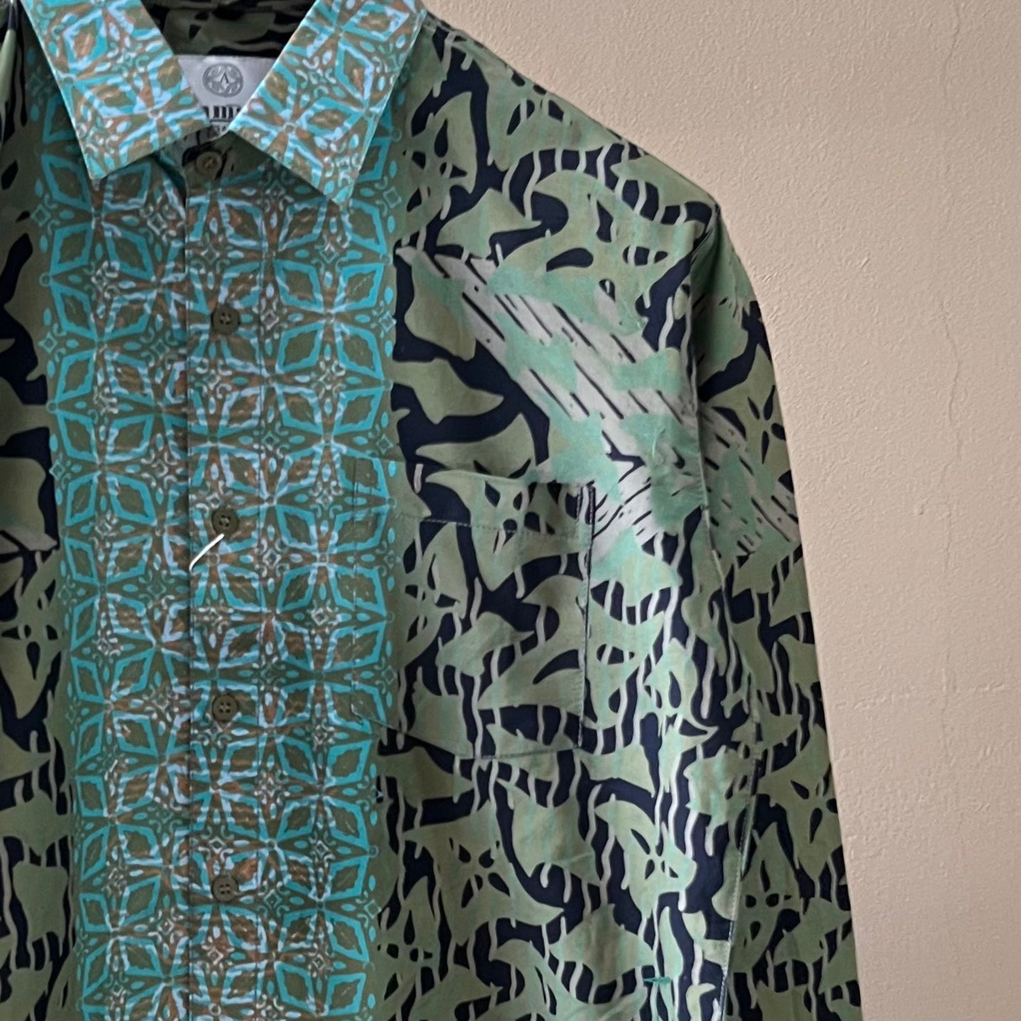 Batik Men's Long Sleeve Shirt