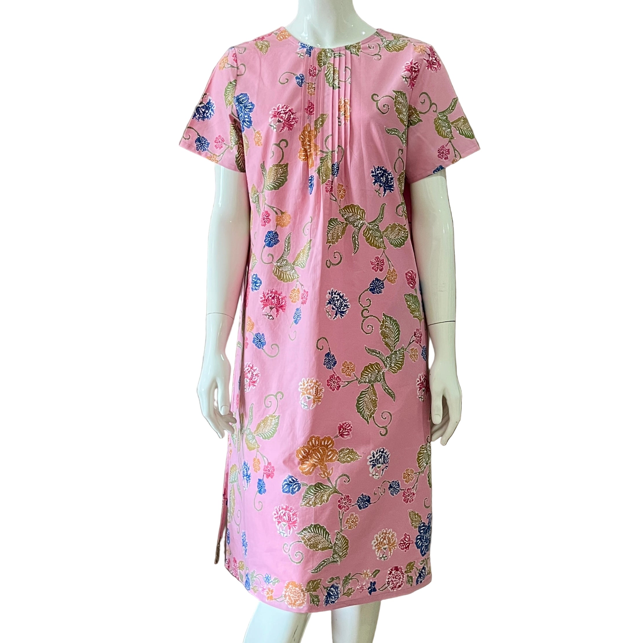Front Pintuck Dress - M