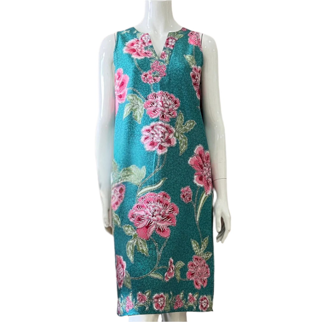 Classic Sleeveless Dress -S