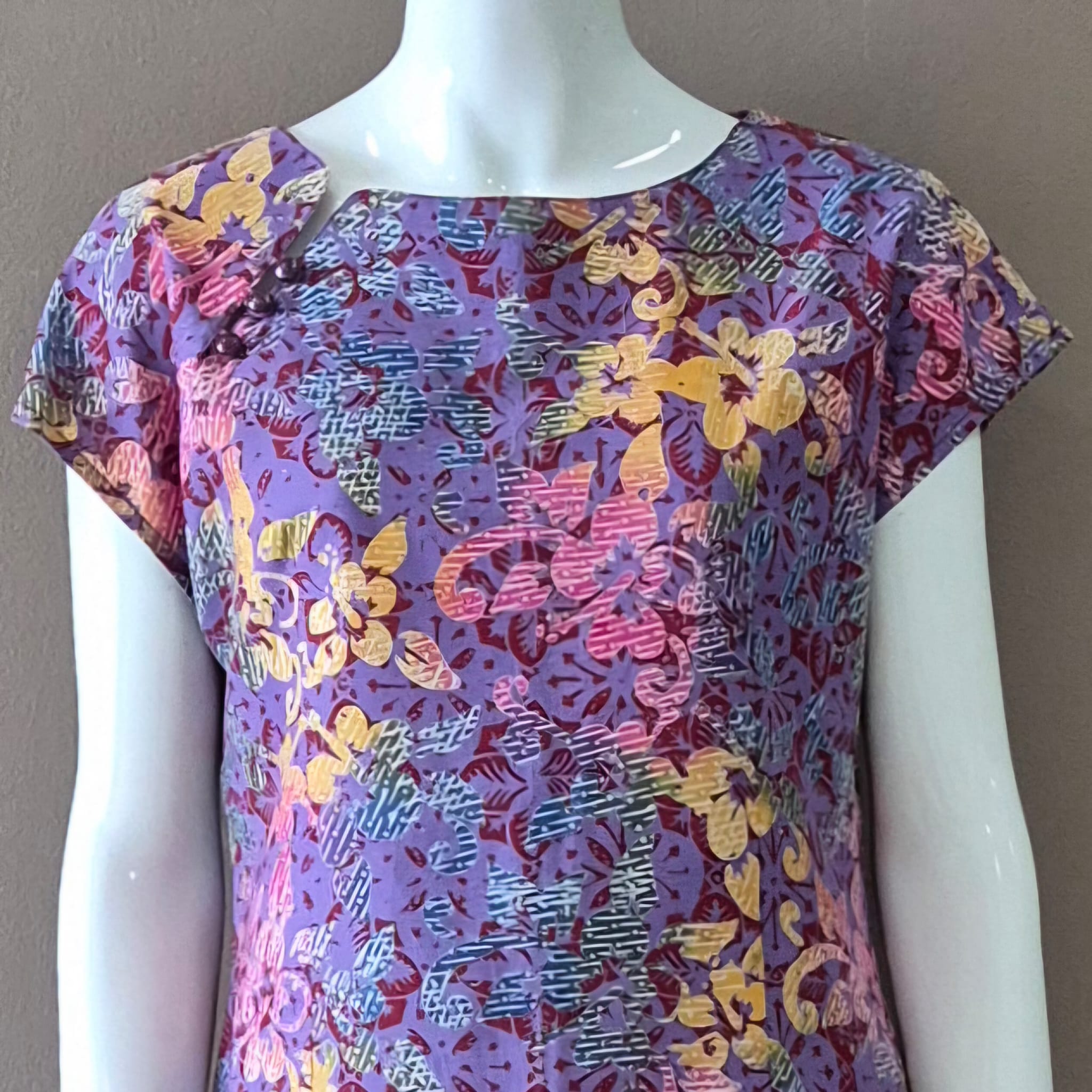 3 Button Slim Fit Dress - S