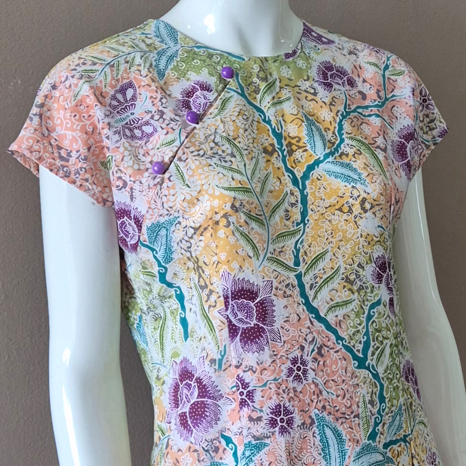 3 Button Round Neck Slim Fit Dress - XS