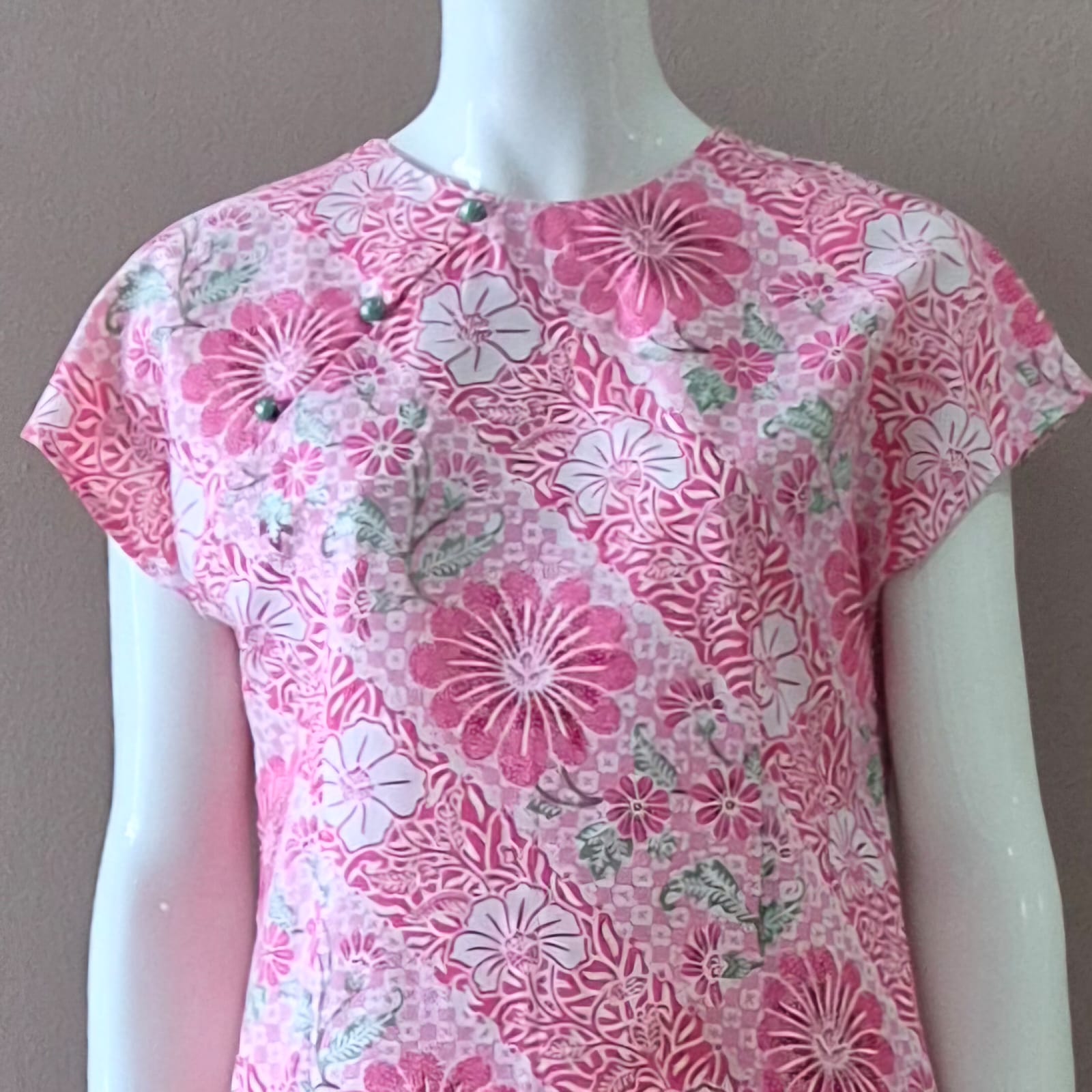 3 Button Round Neck Slim Fit Dress - S