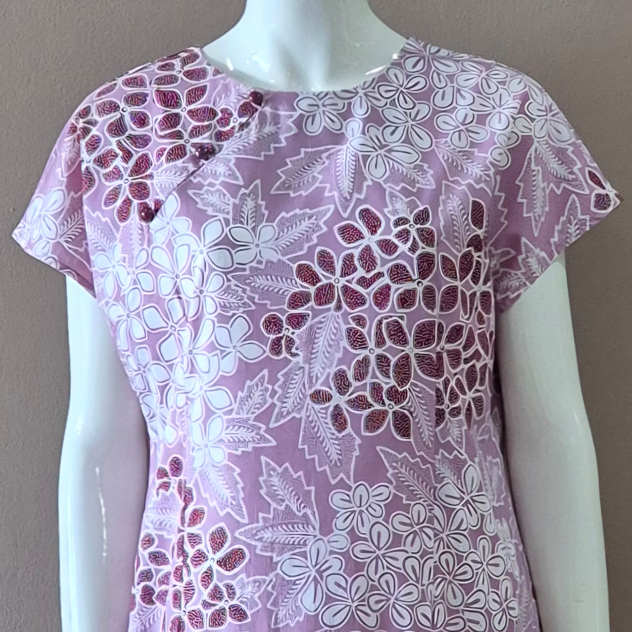 3 Button Round Neck Slim Fit Dress - L