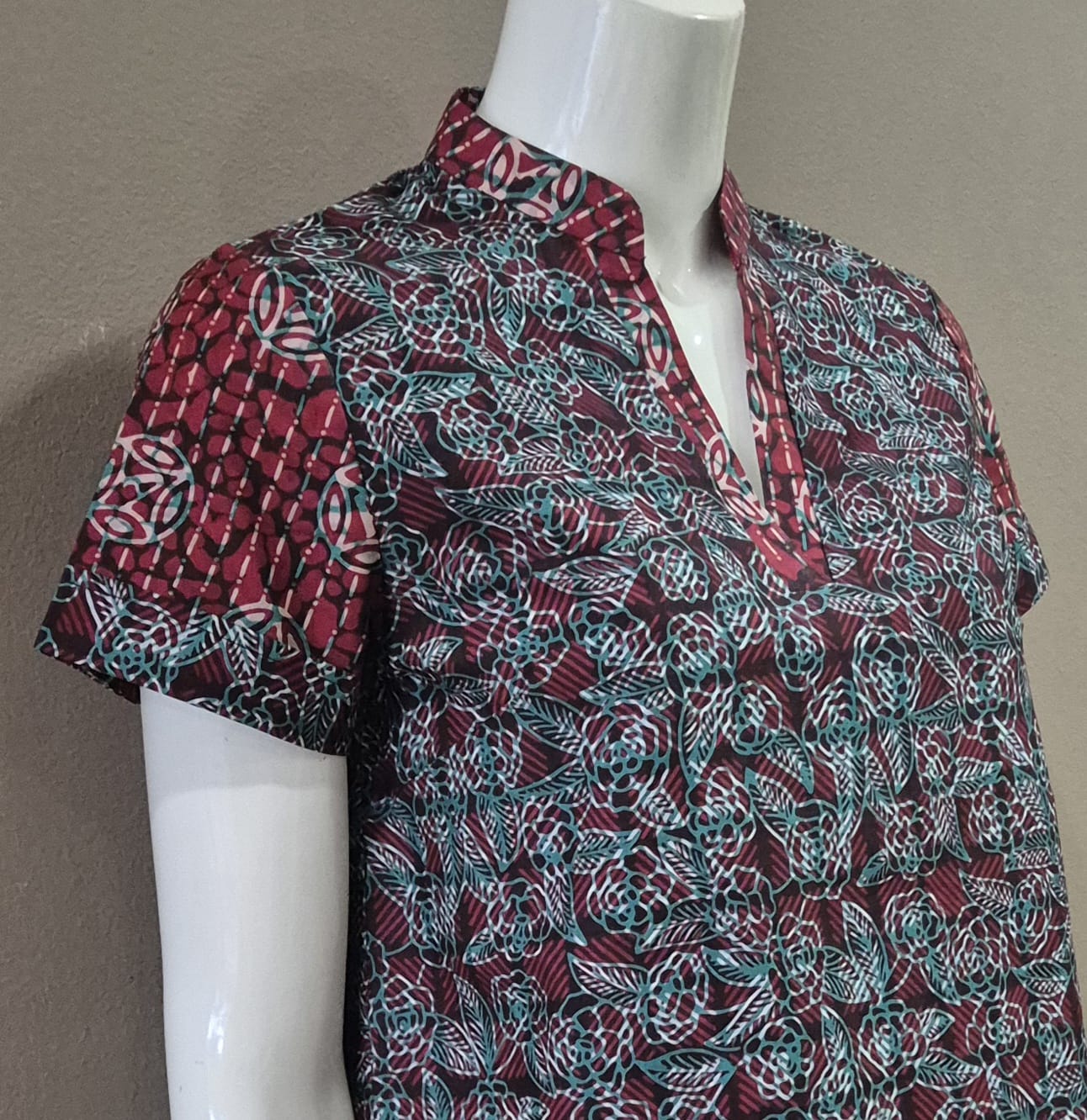 Casual Mandarin Collar Top - XS