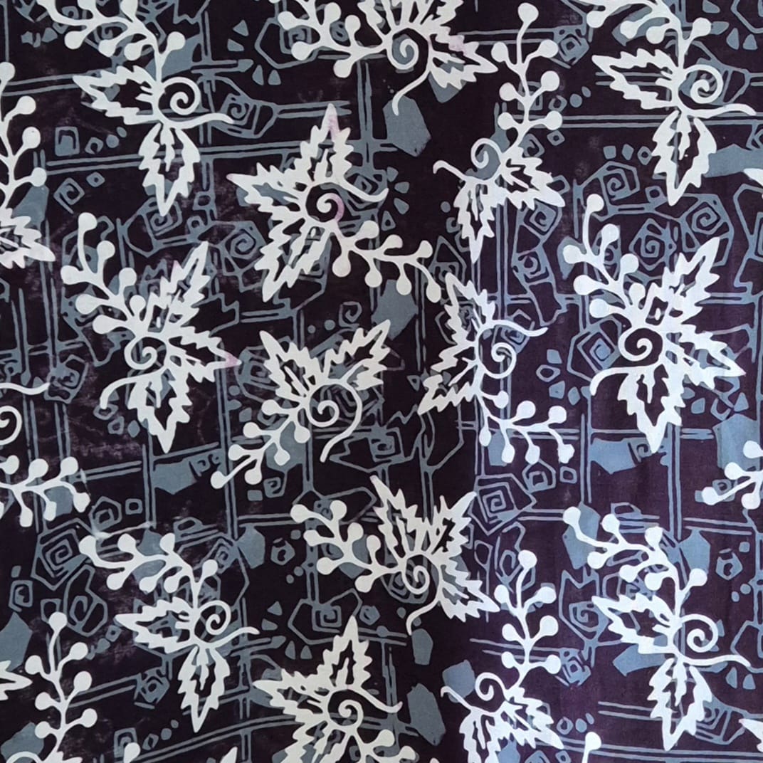 Men's Batik Linen Short Sleeve Shirt - M