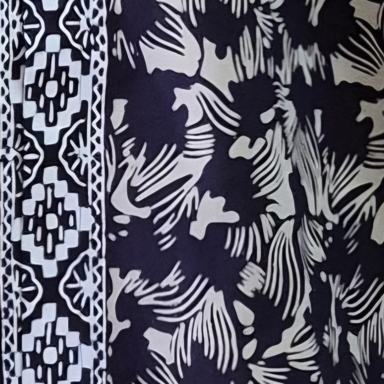 Men's Batik Linen Long Sleeve Shirt - S