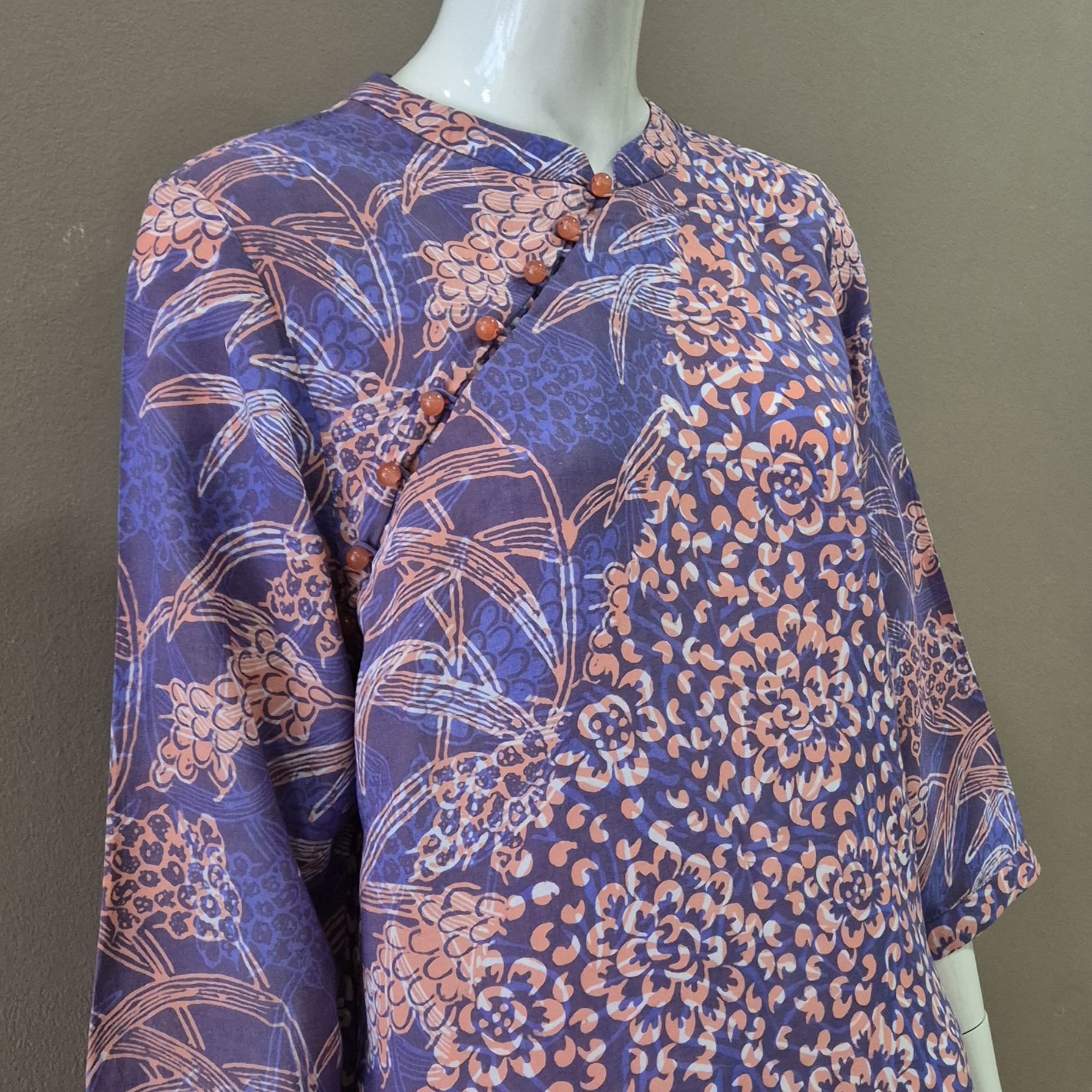 3/4 Sleeve Cheongsam Top - M