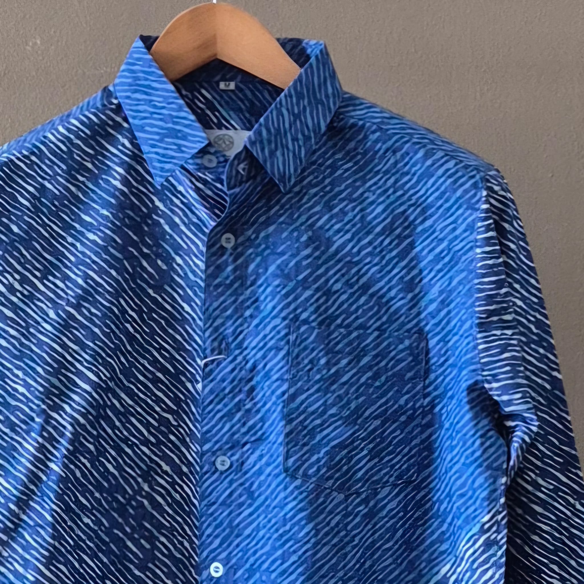 Batik Men's Long Sleeve Shirt