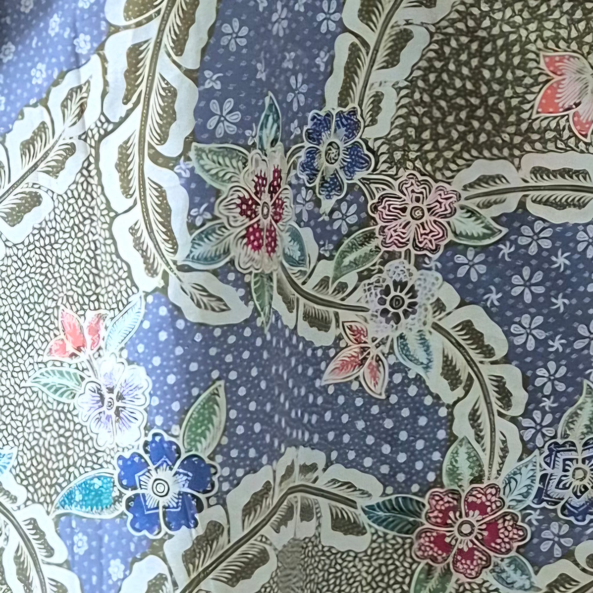 Regular Batik Men's Short Sleeve Shirt