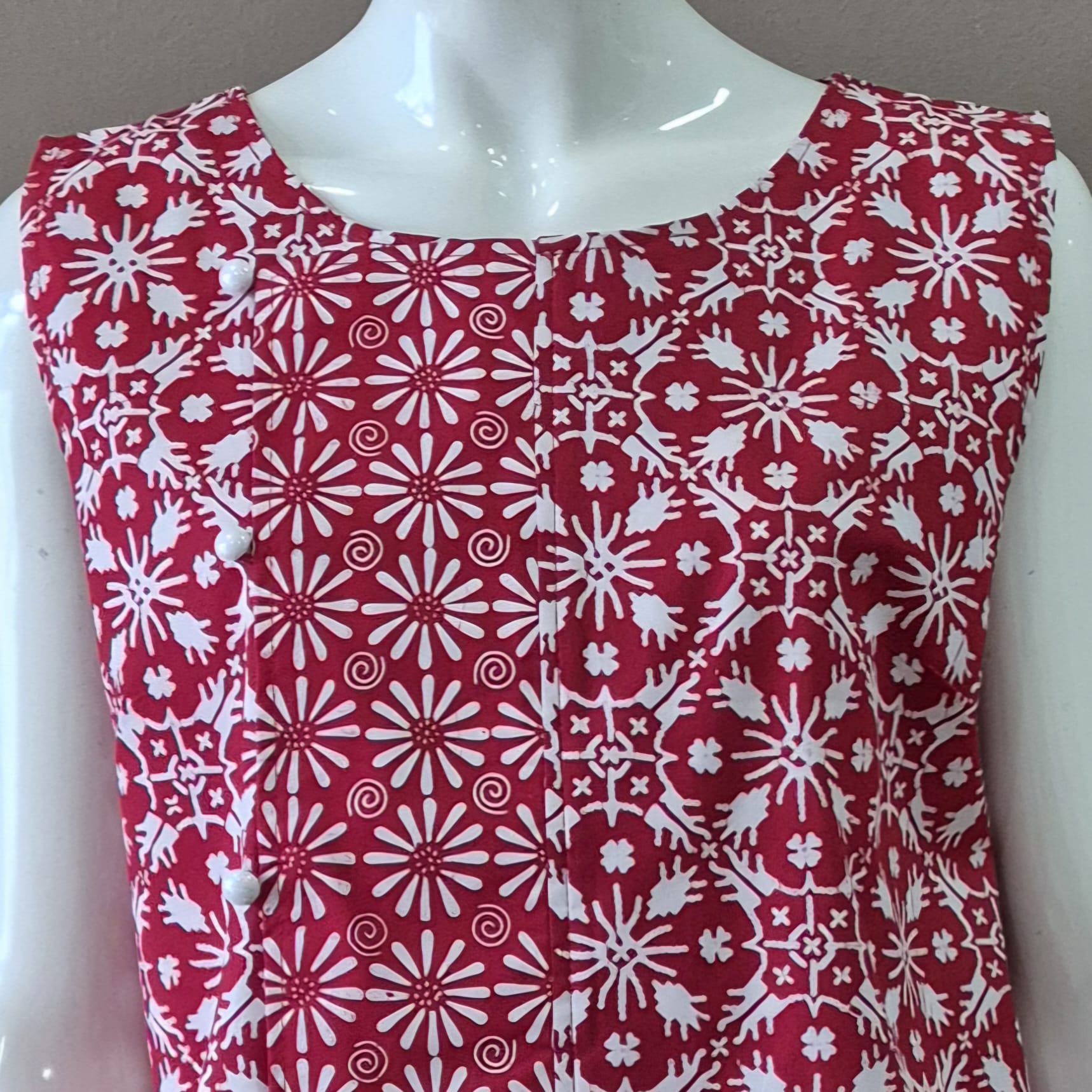 Tropical Side Button Top - L