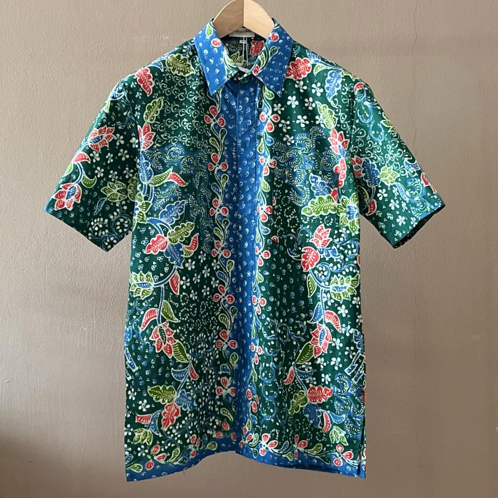 Premium Batik Tulis Select Men's Shirt - M