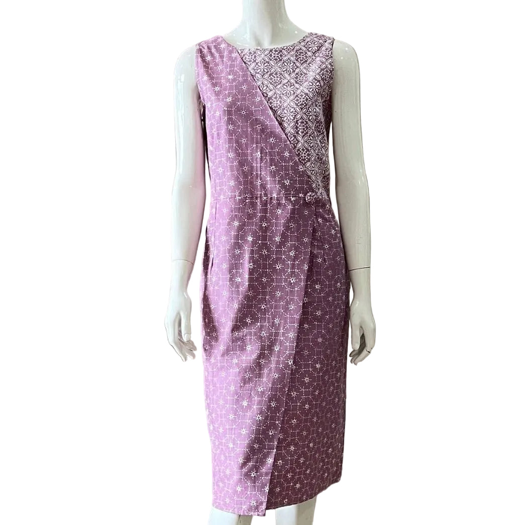 Sleeveless Panel Dress - M