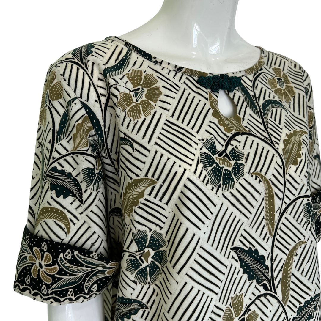 Batik Tulis Flip Sleeve Dress - L