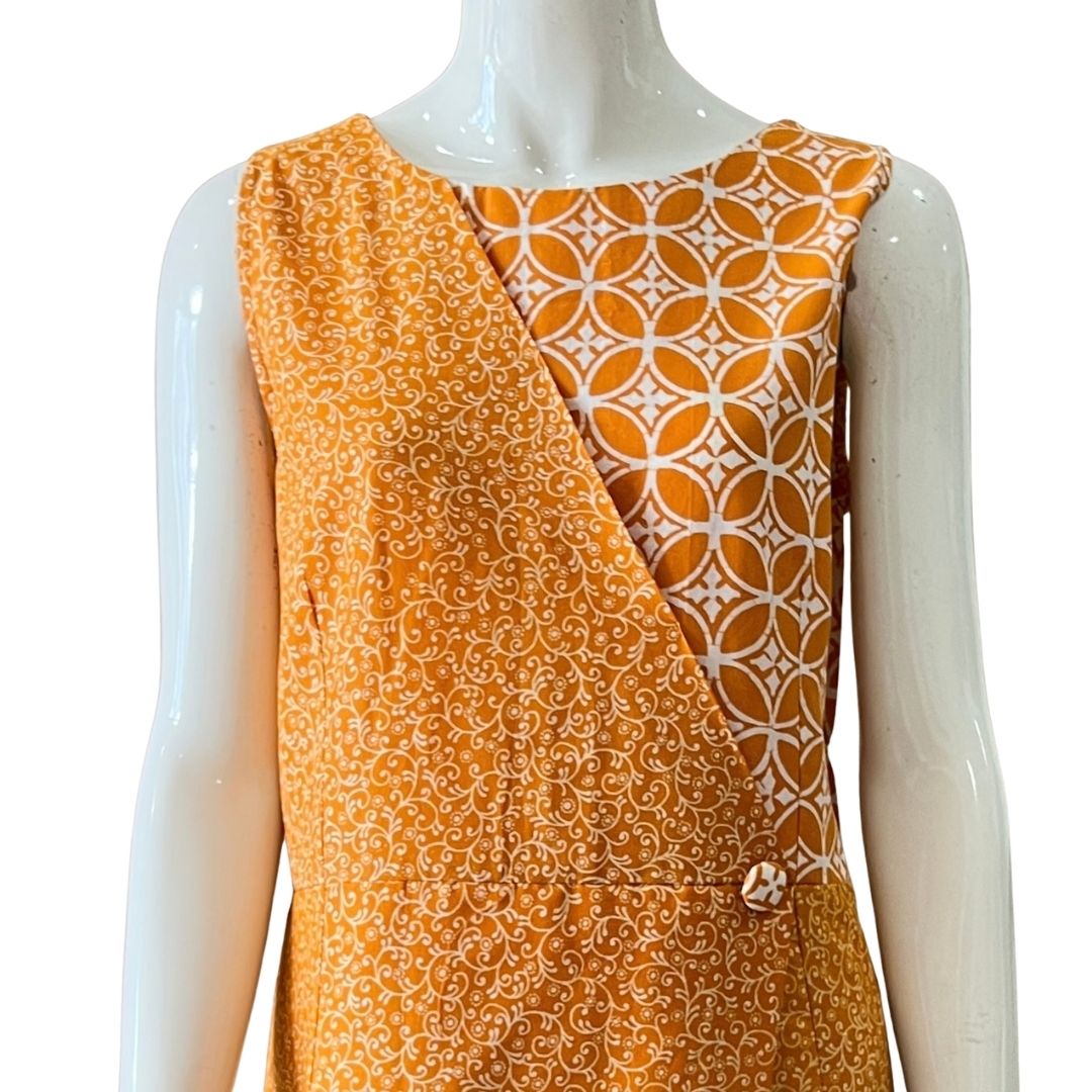 Sleeveless Panel Dress - L
