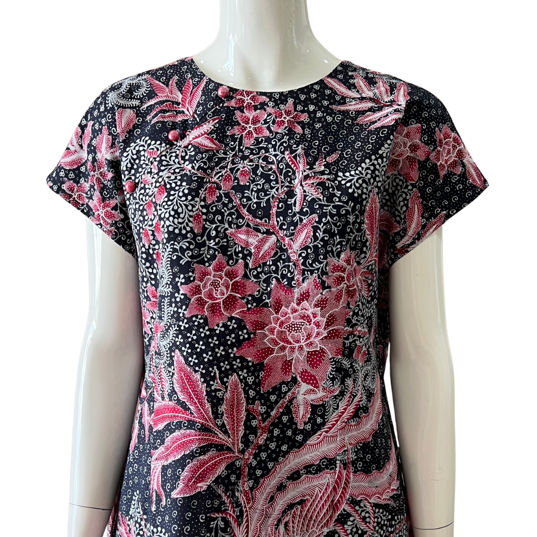 3 Button Slim Fit Dress - L