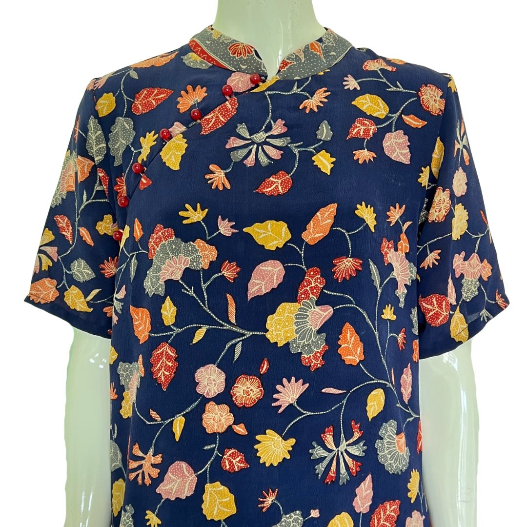Batik Tulis Cheongsam Relax Dress - L