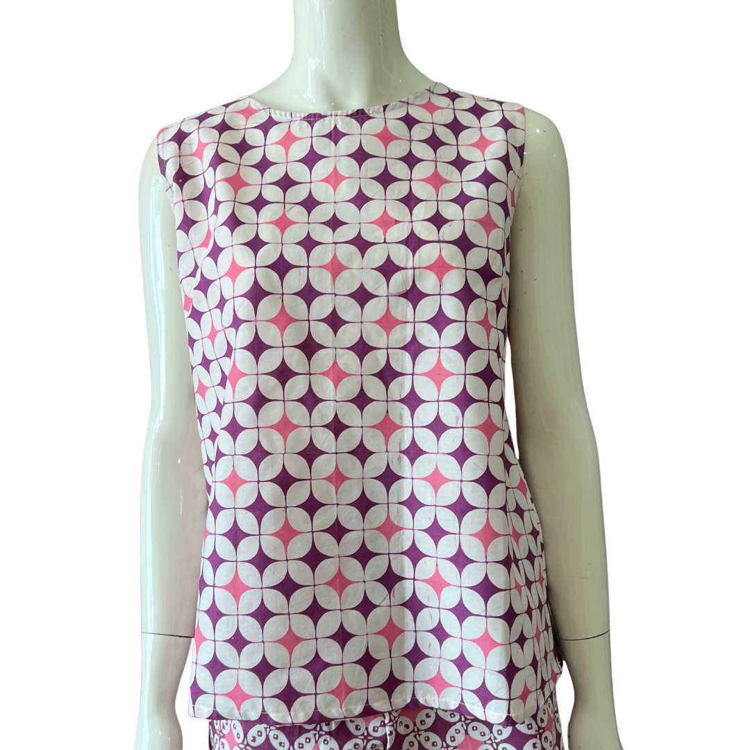 Sleeveless Top - L