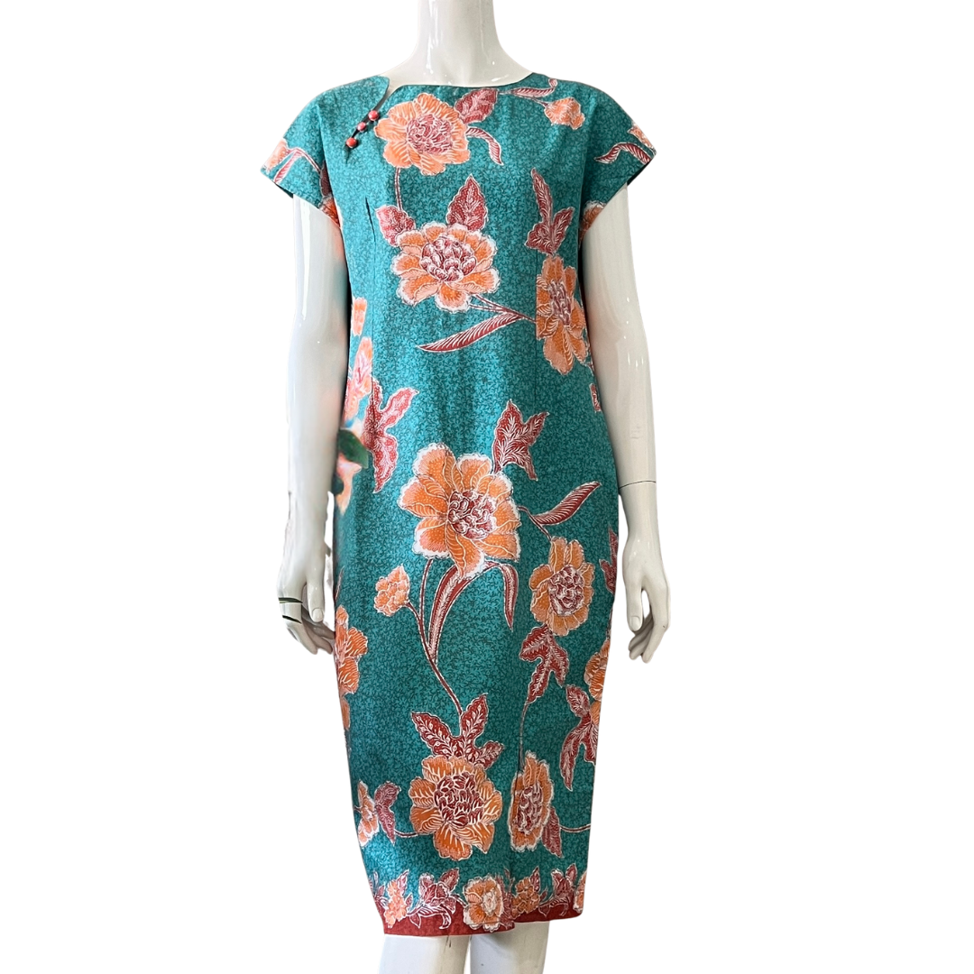 3 Button Slim Fit Dress - S