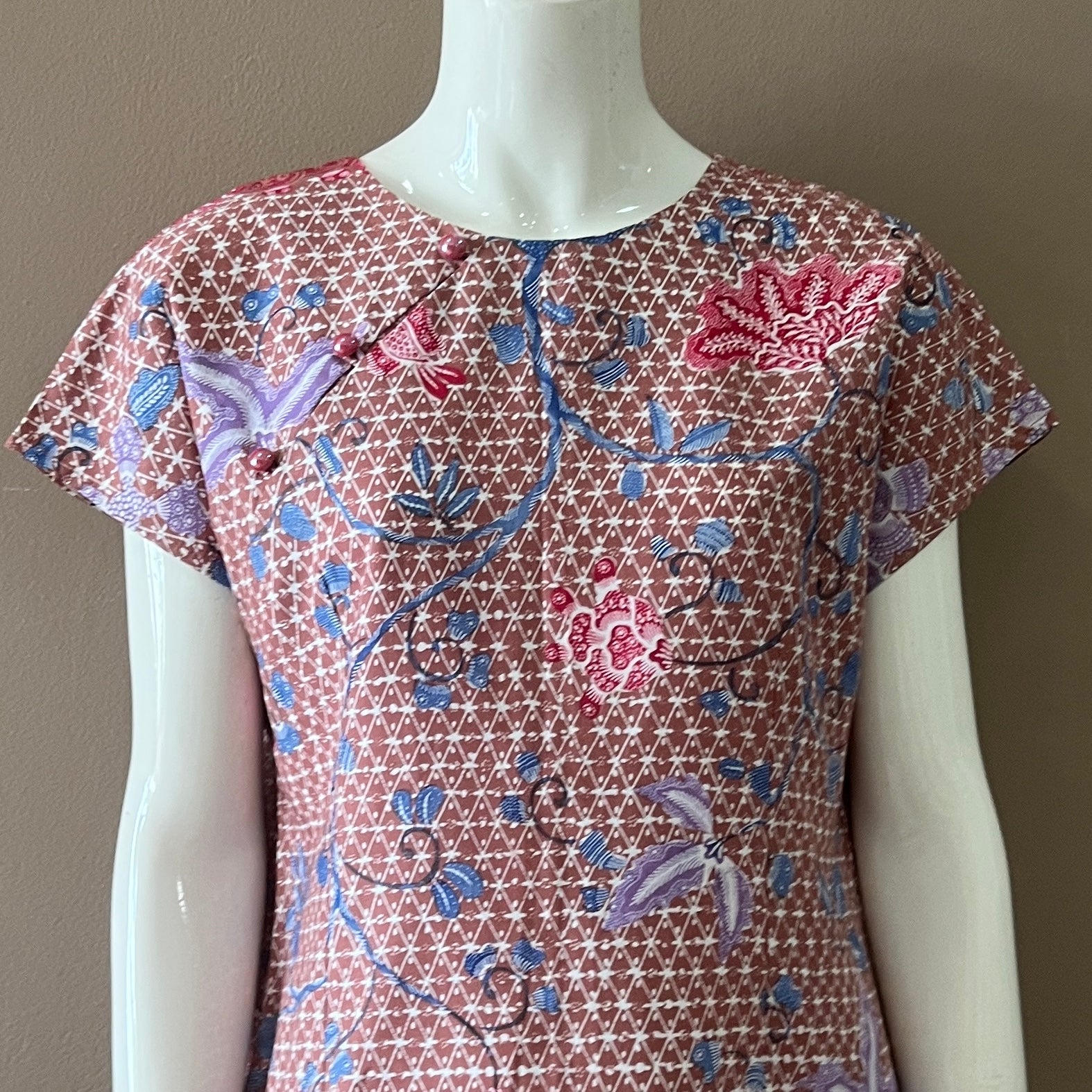 3 Button Slim Fit Dress - L