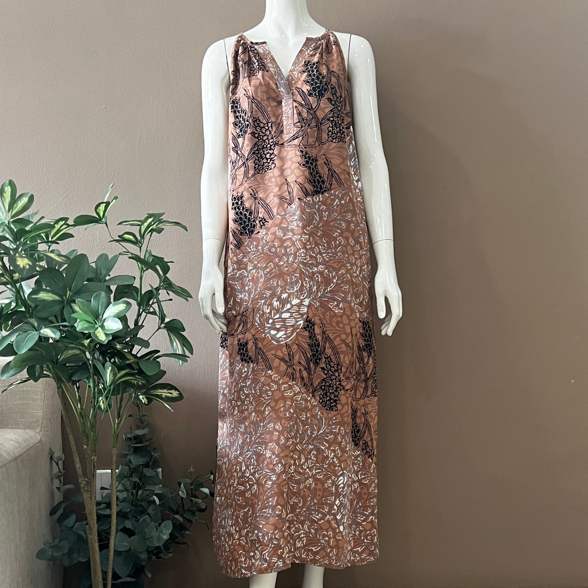 Summer Resort Maxi Dress - L