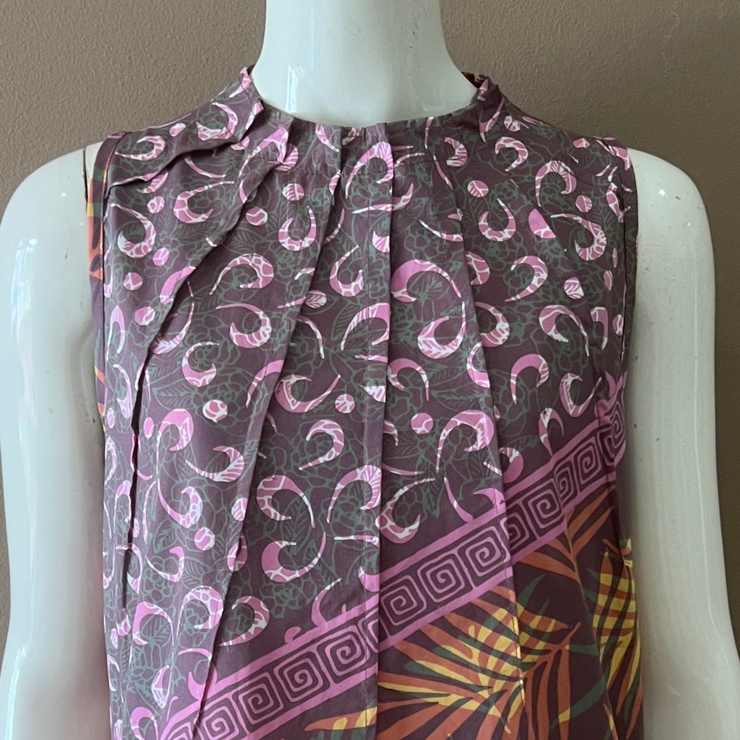 Ruffle Neck Maxi Dress XS