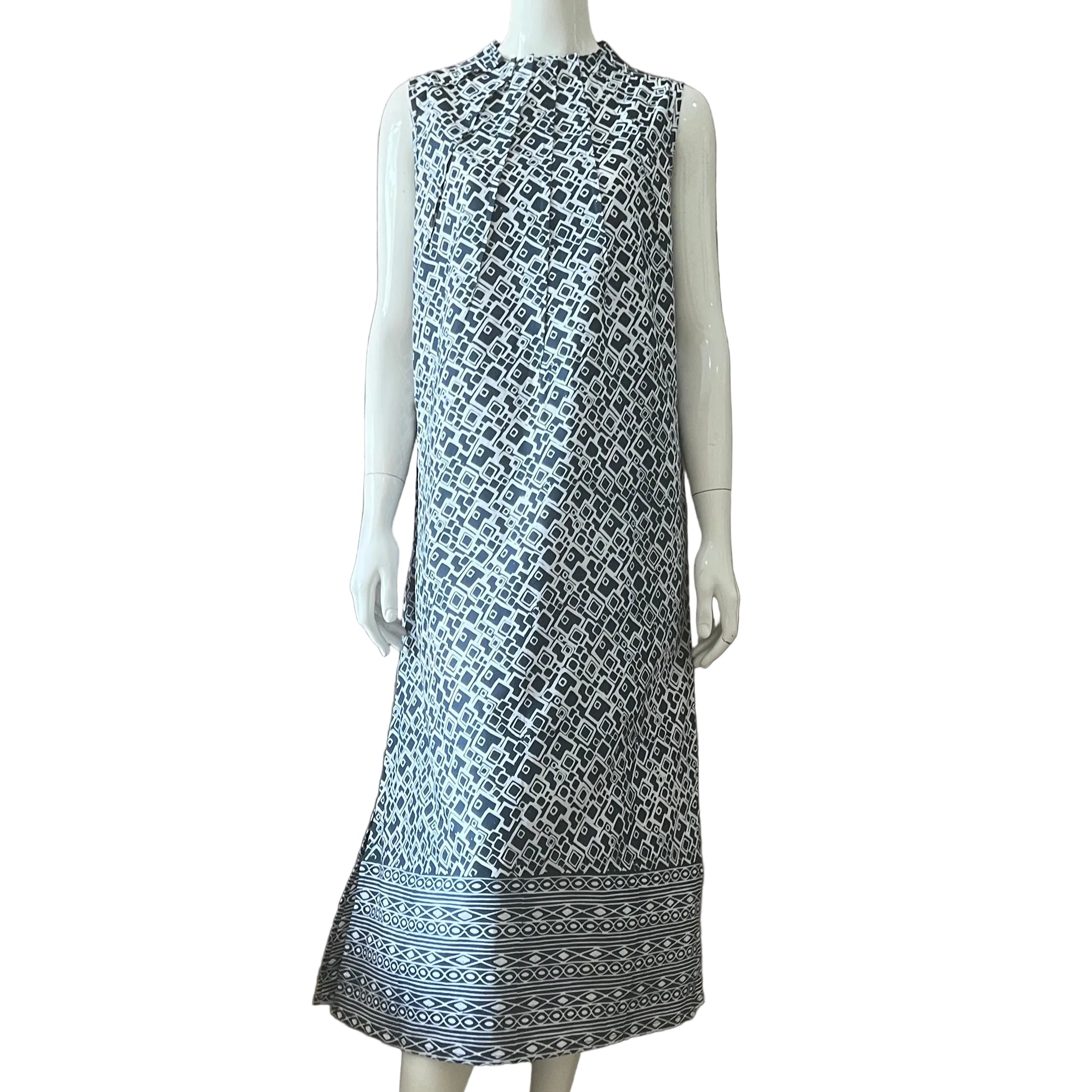 Ruffle Neck Maxi Dress L