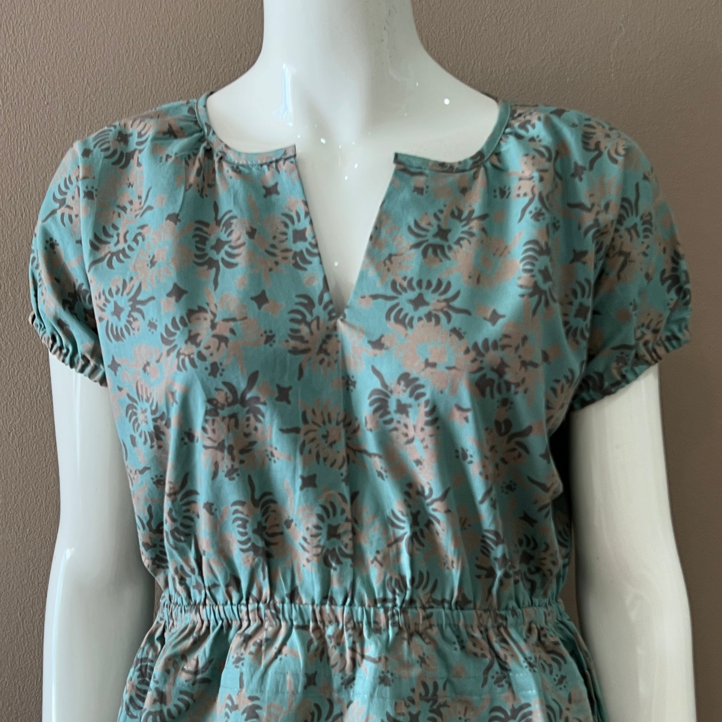 Gathered Waist Midi Dress - M